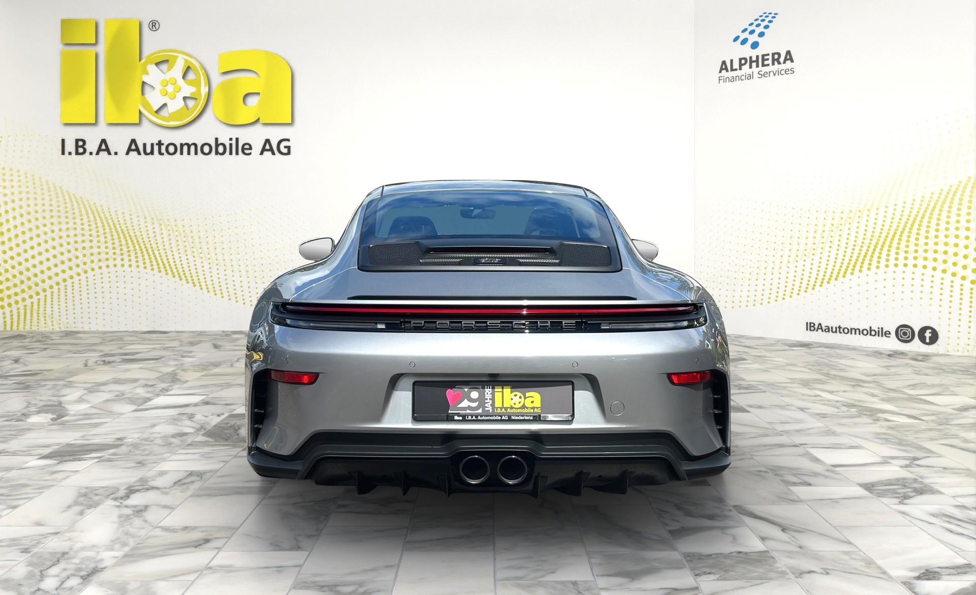PORSCHE 911 GT3 Touring PDK GT3 Aut. 2+2 Werksgarantie / 1. Hand-image-3