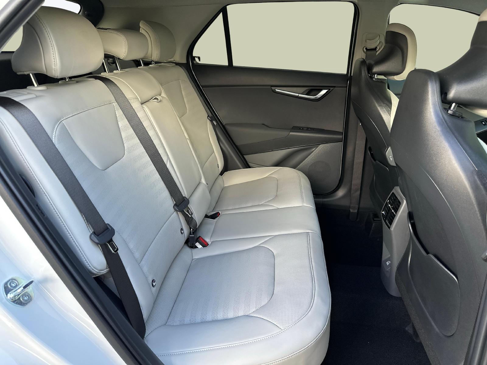 KIA Niro 1.6 GDi Hybrid Style-image-10