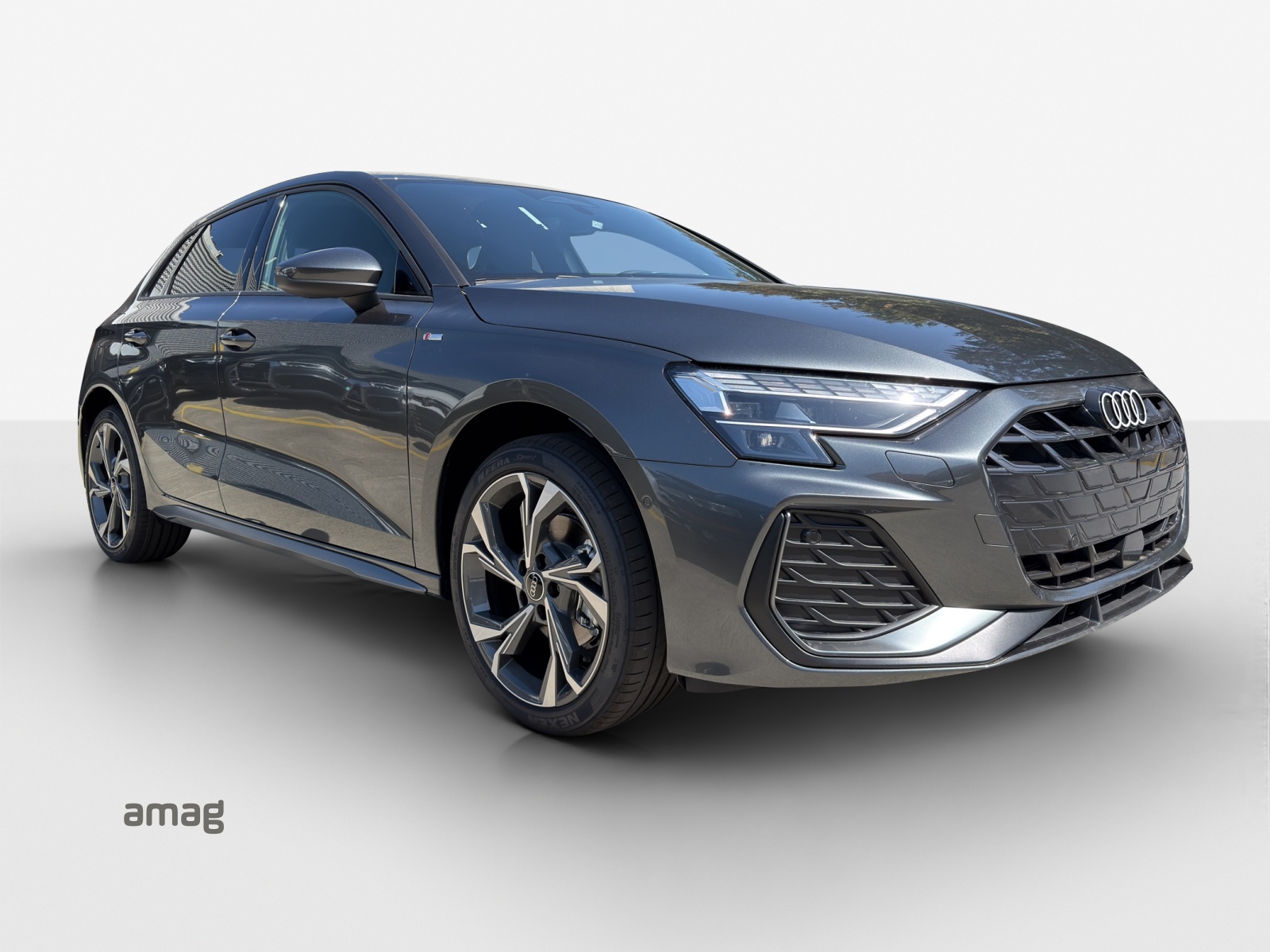 AUDI A3 Sportback TFSI 110 kW S line Attraction S tronic-image-5