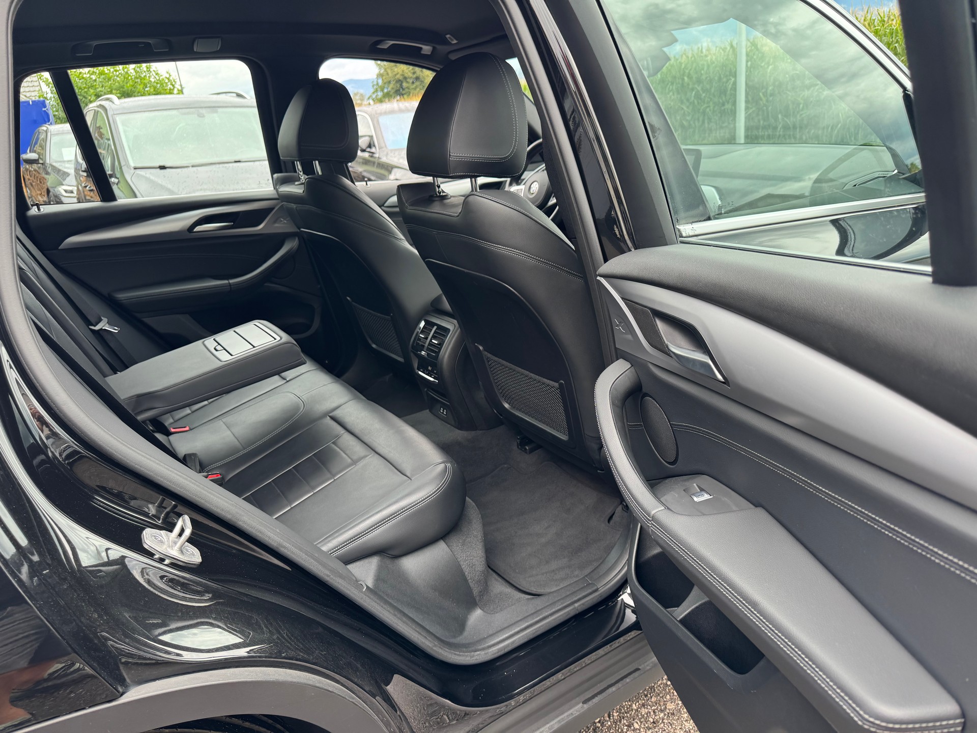 BMW X3 xDrive 48V 20d Steptronic-image-11