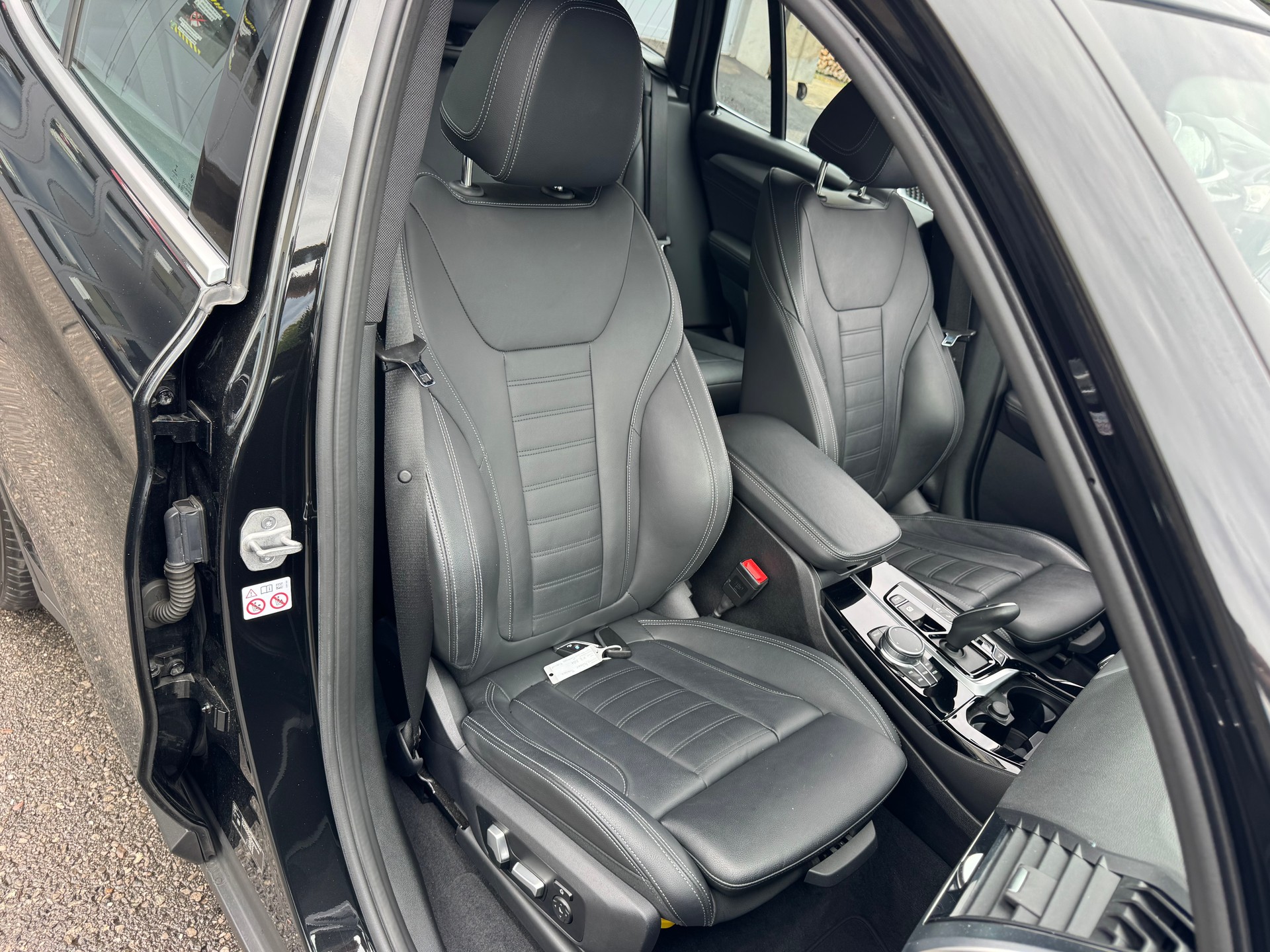 BMW X3 xDrive 48V 20d Steptronic-image-10
