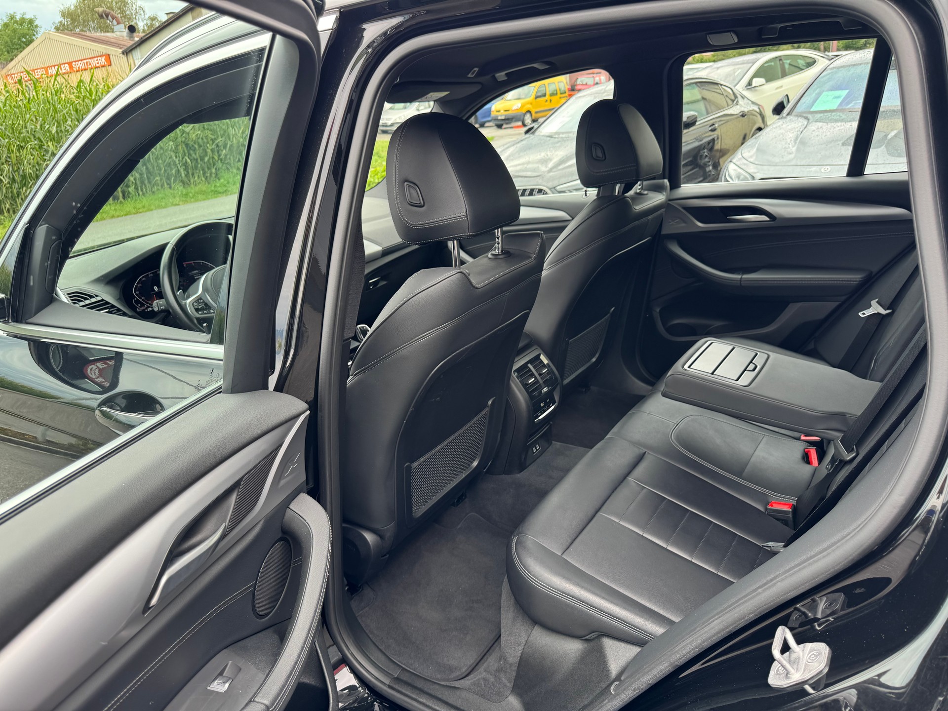 BMW X3 xDrive 48V 20d Steptronic-image-12