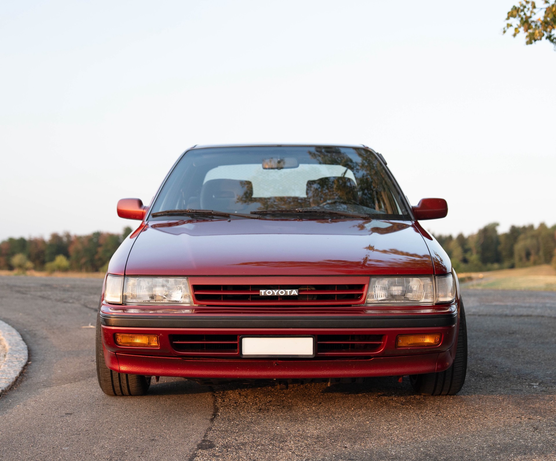 TOYOTA Carina 2000 GLi-image-2