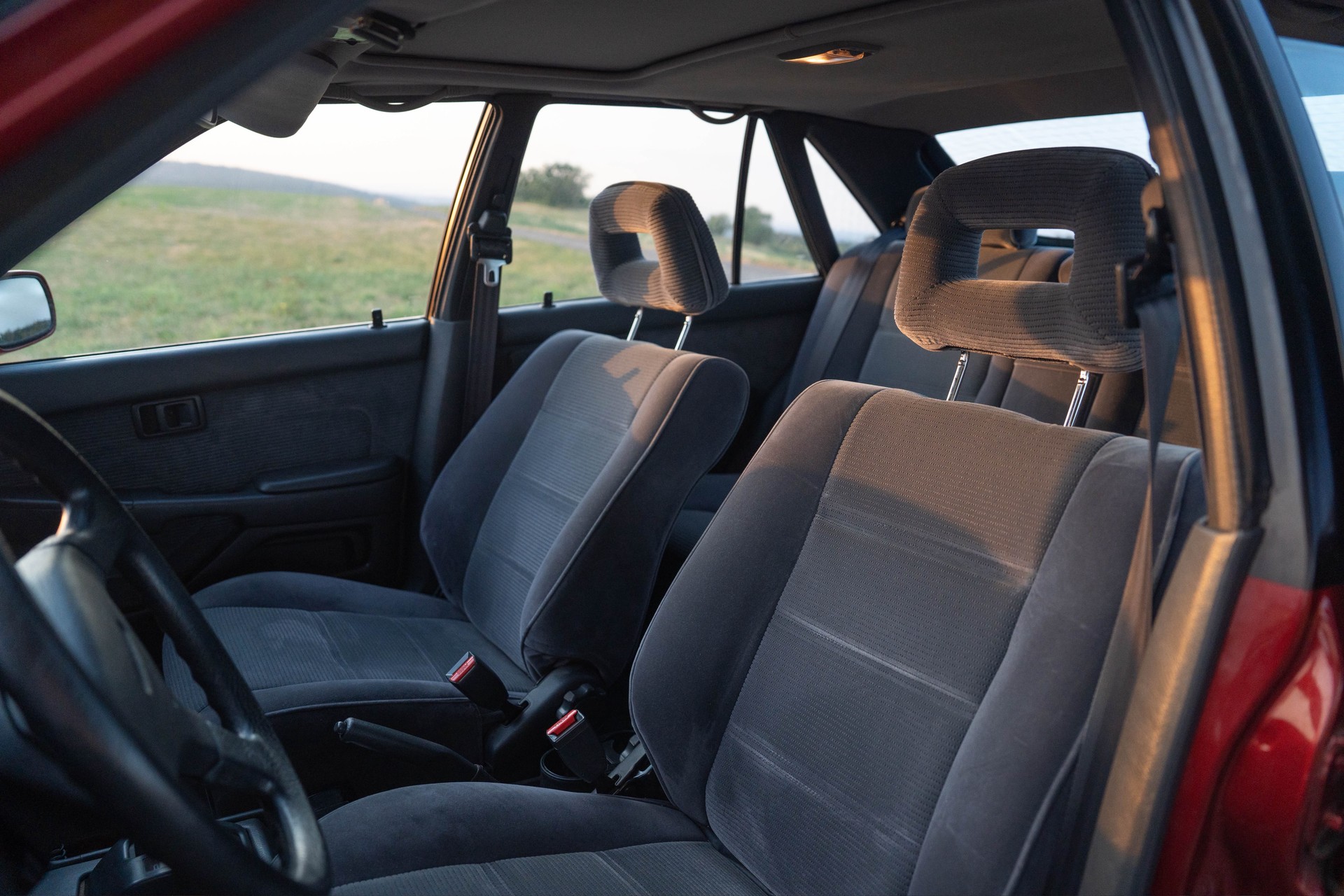 TOYOTA Carina 2000 GLi-image-5