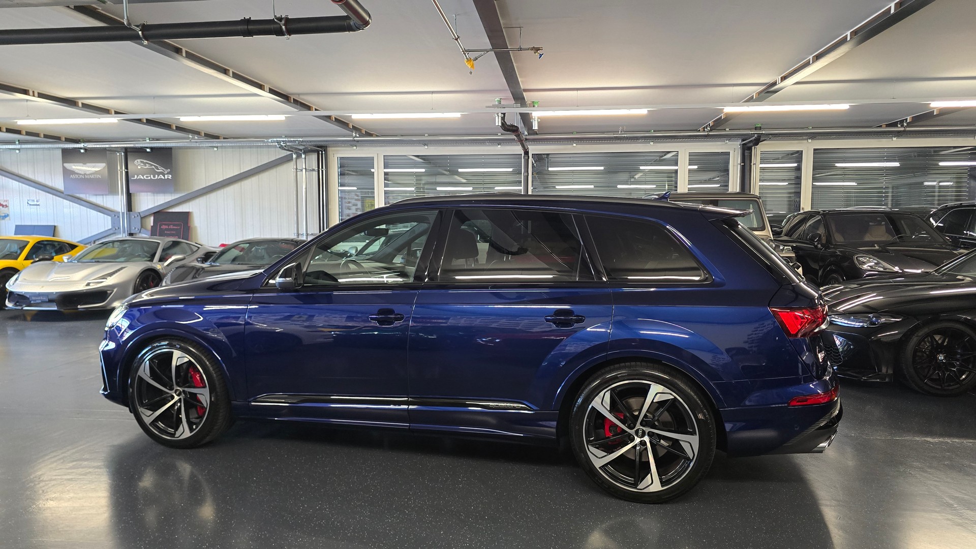 AUDI SQ7 4.0 TDI quattro tiptronic-image-10