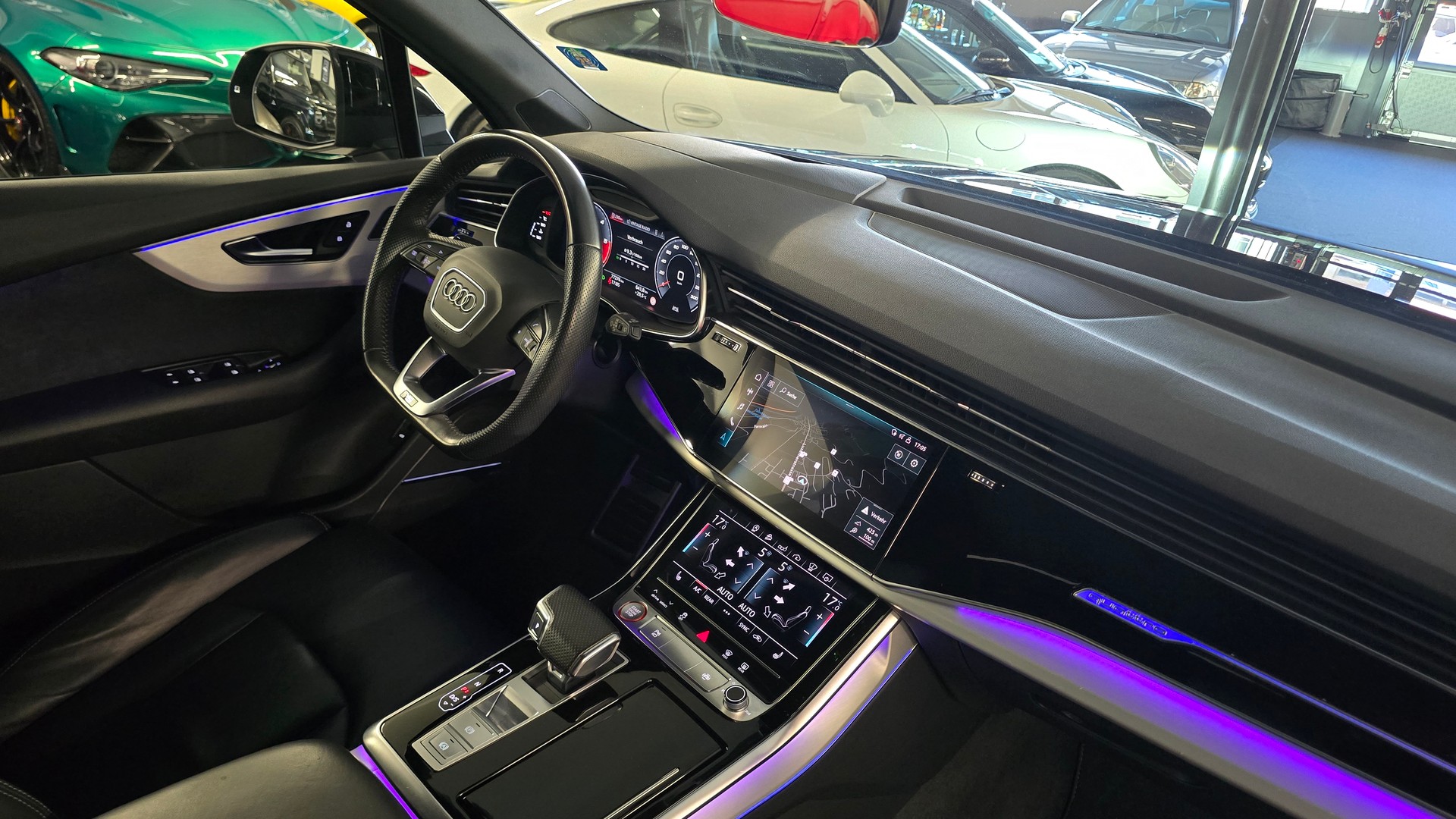 AUDI SQ7 4.0 TDI quattro tiptronic-image-21