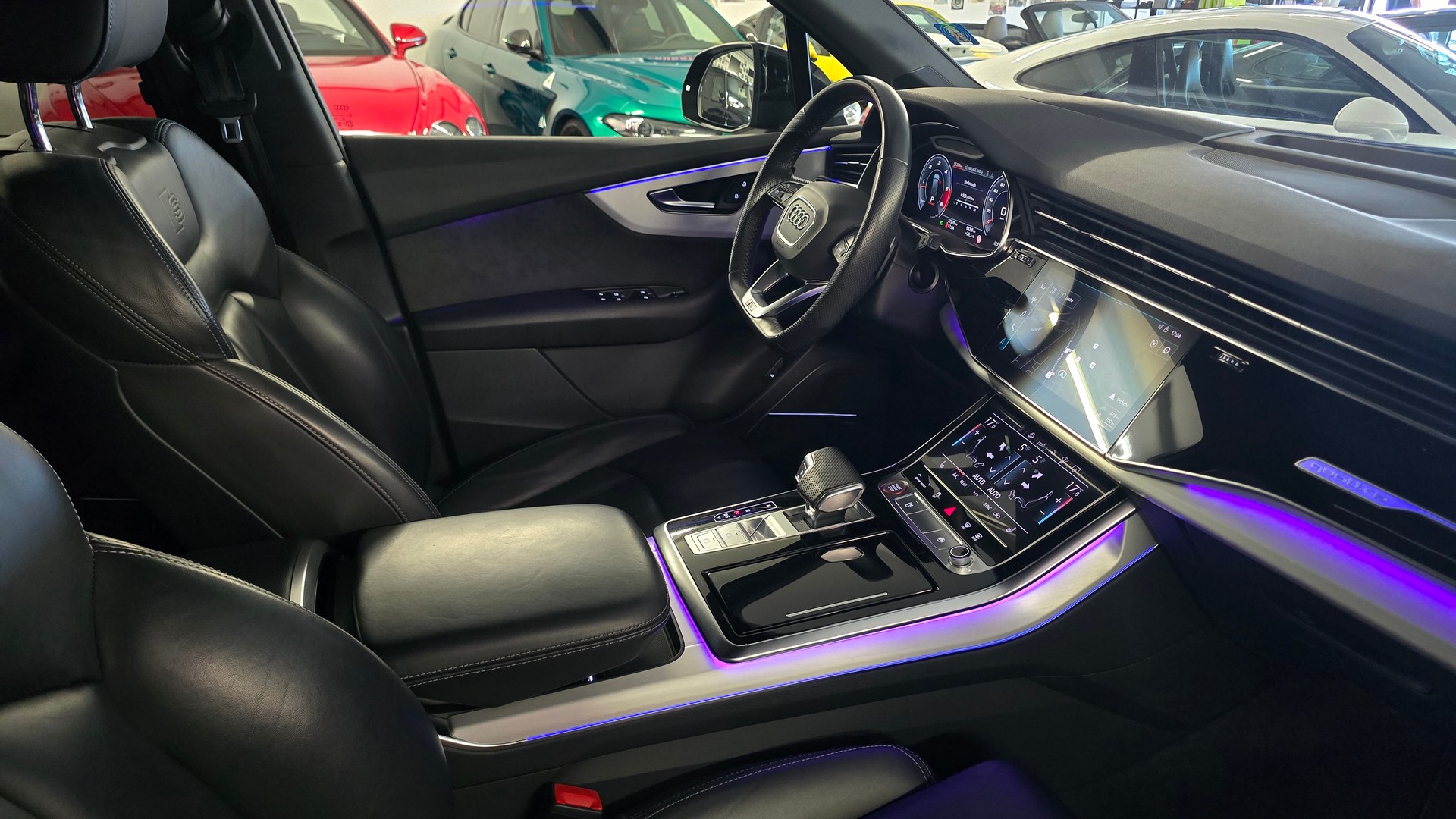 AUDI SQ7 4.0 TDI quattro tiptronic-image-19