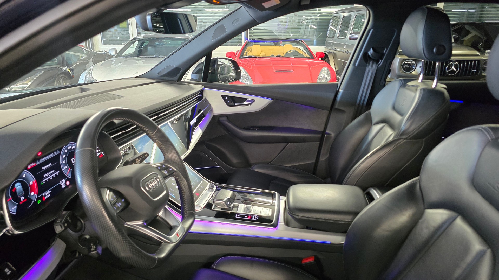 AUDI SQ7 4.0 TDI quattro tiptronic-image-16