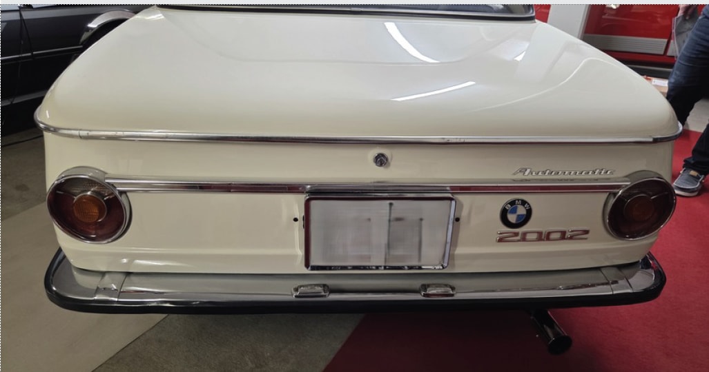 BMW 2002 Automatik Weiss E10-image-1