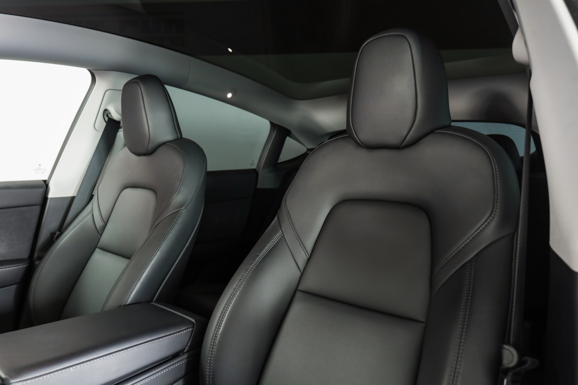 TESLA Model Y Performance-image-10