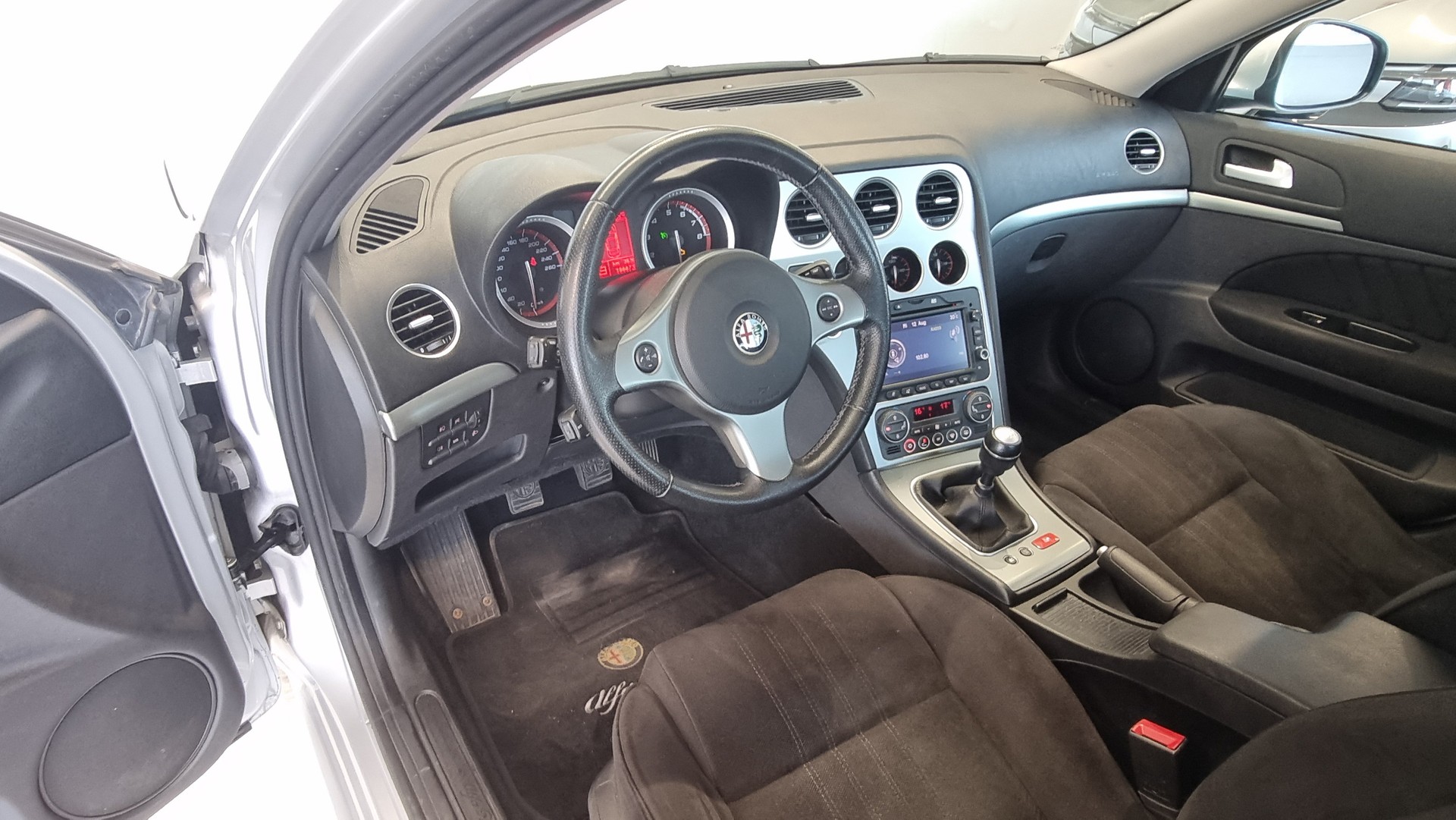 ALFA ROMEO 159 1.8 TBi 200-image-13
