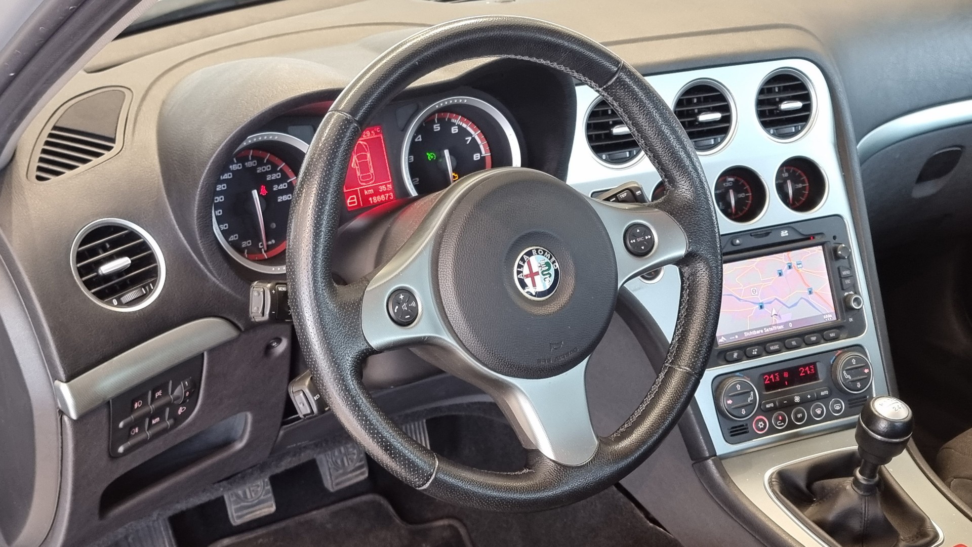 ALFA ROMEO 159 1.8 TBi 200-image-11