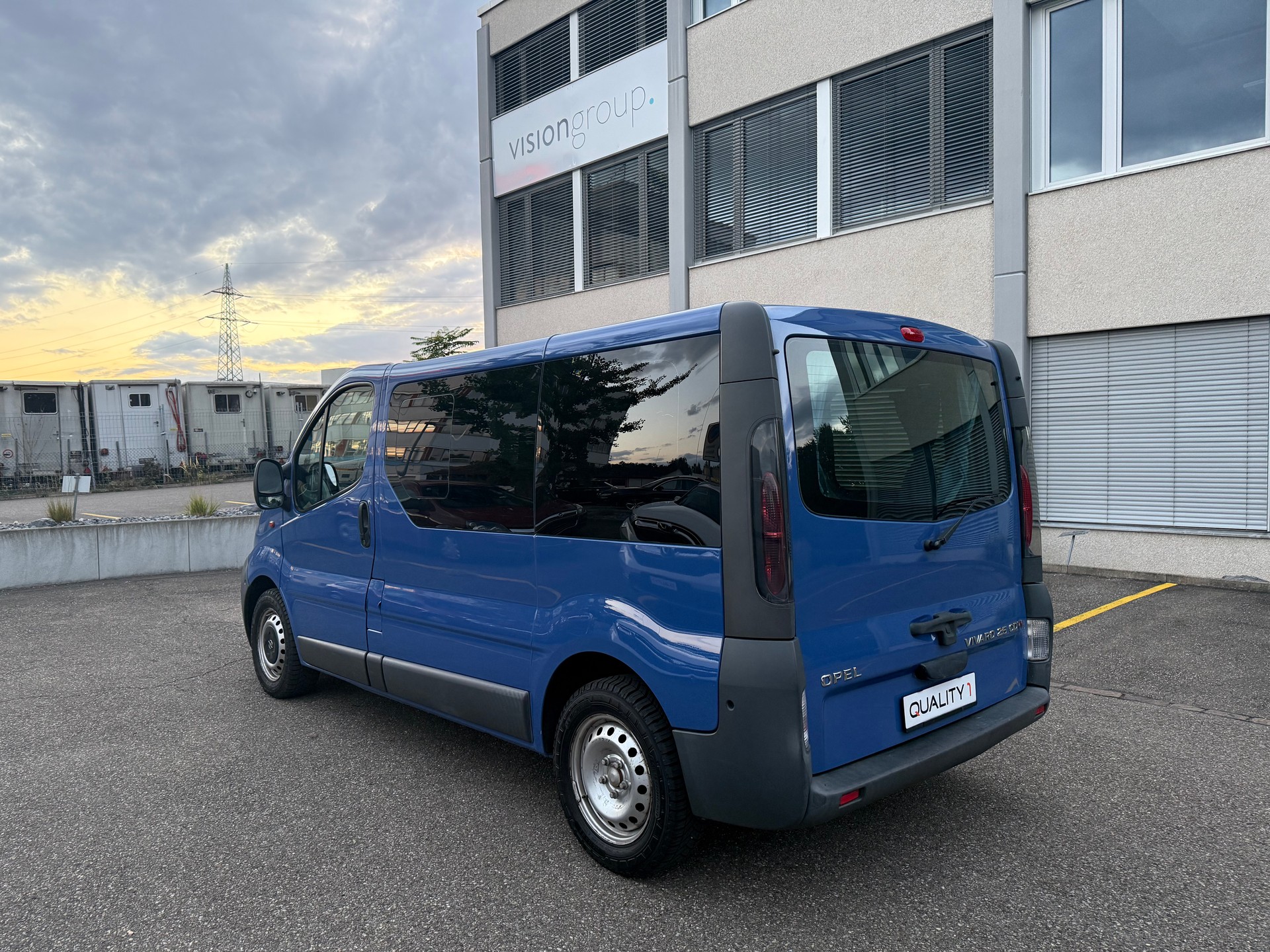 OPEL Vivaro 2.5 CDTI 2.7t-image-4