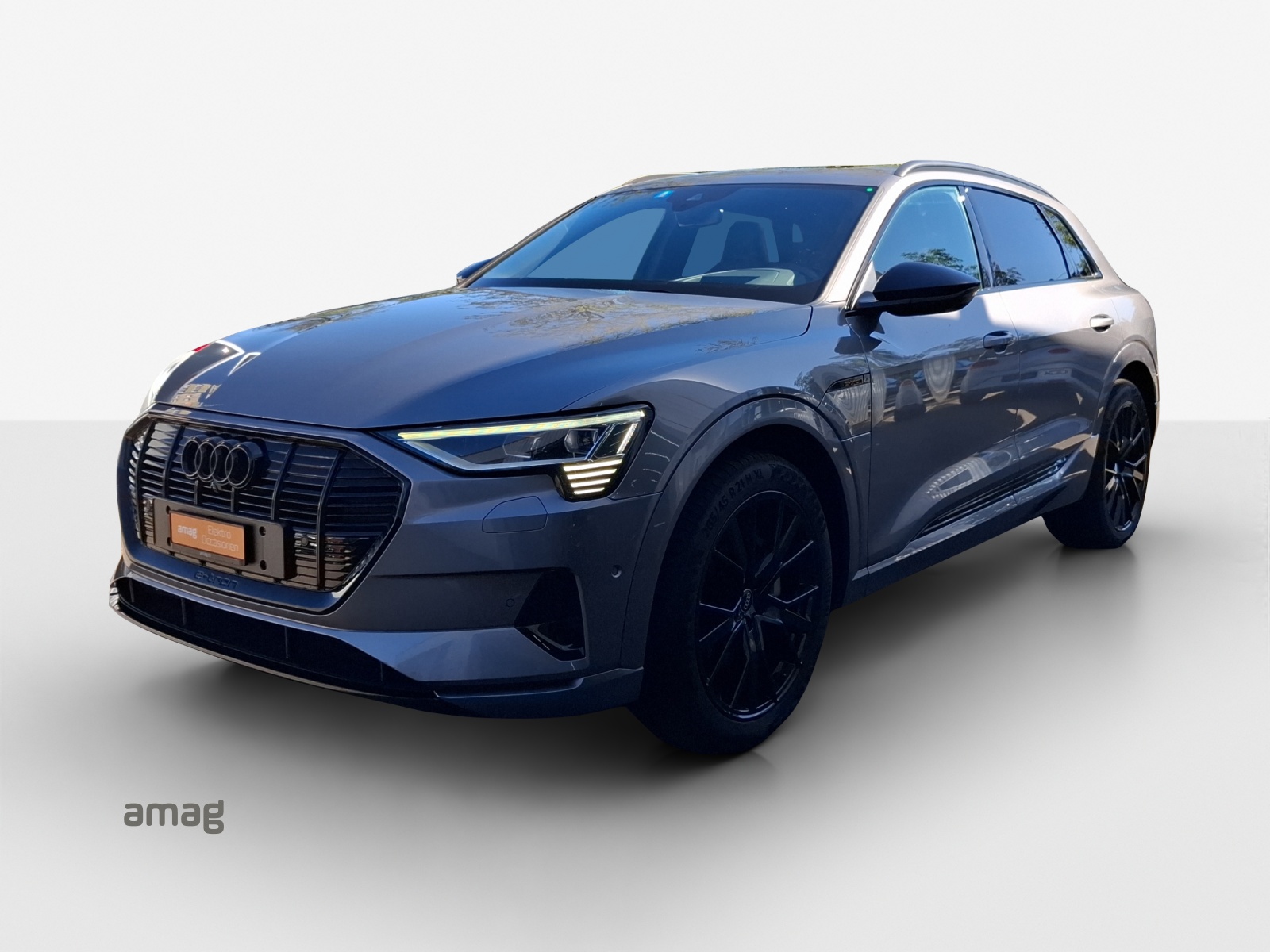 AUDI e-tron 55 Advanced Black Edition quattro-image-0