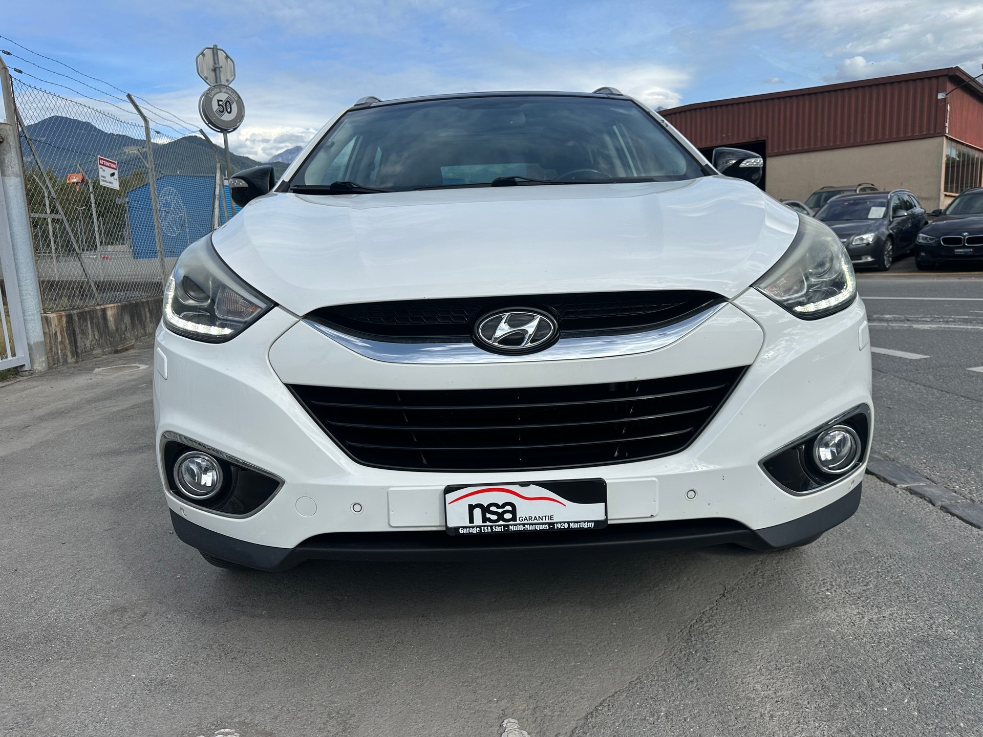 HYUNDAI iX 35 2.0 CRDi Vertex 4WD Automatic-image-2