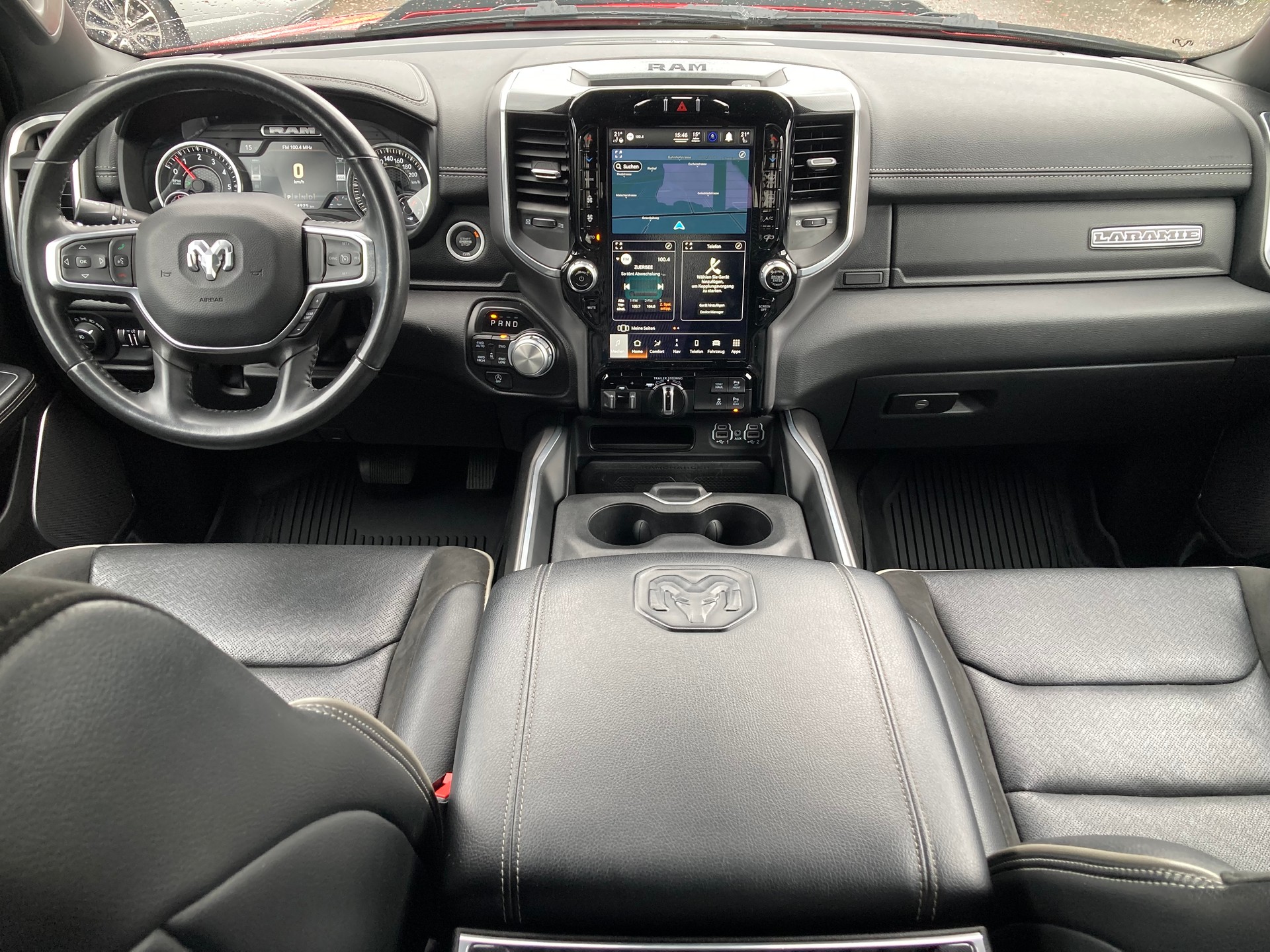 DODGE Ram 1500 5.7 V8 Laramie Sport Crew Cab E-Torque-image-11
