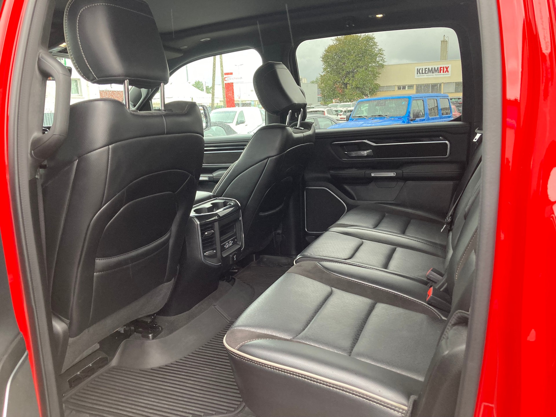 DODGE Ram 1500 5.7 V8 Laramie Sport Crew Cab E-Torque-image-10