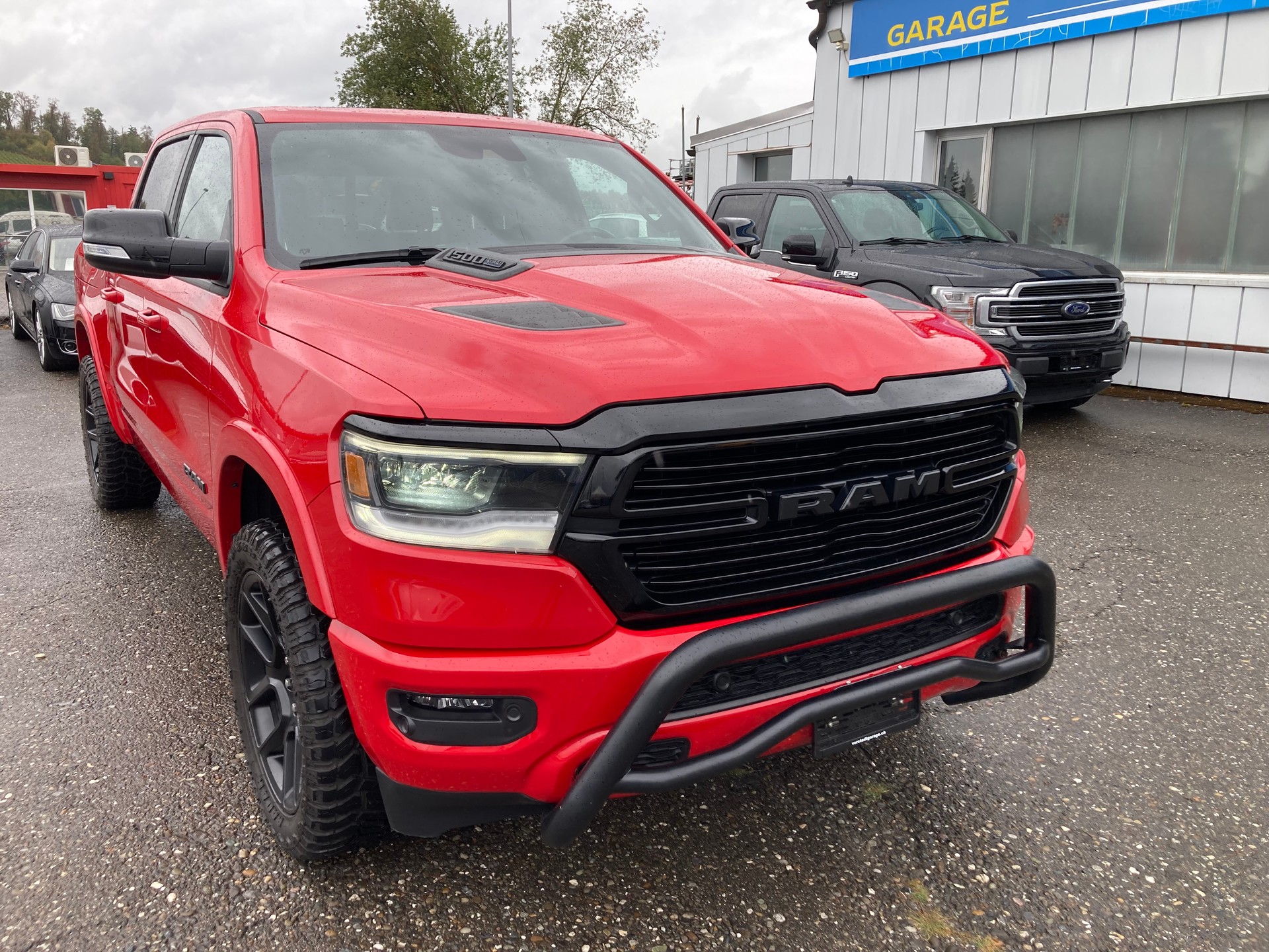 DODGE Ram 1500 5.7 V8 Laramie Sport Crew Cab E-Torque-showroom-element-2