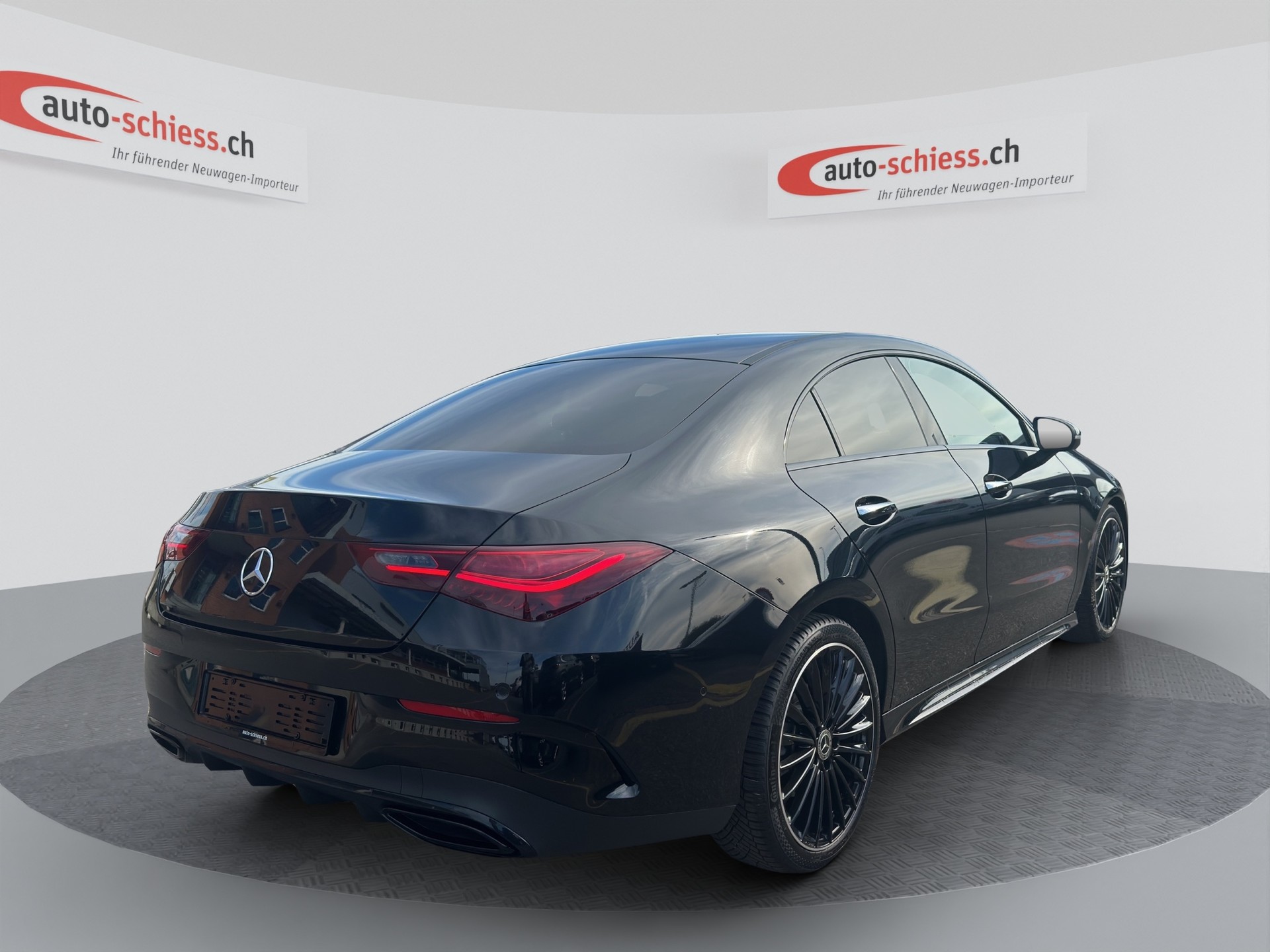 MERCEDES-BENZ CLA 200 d 8G-DCT AMG Edition Night-image-3