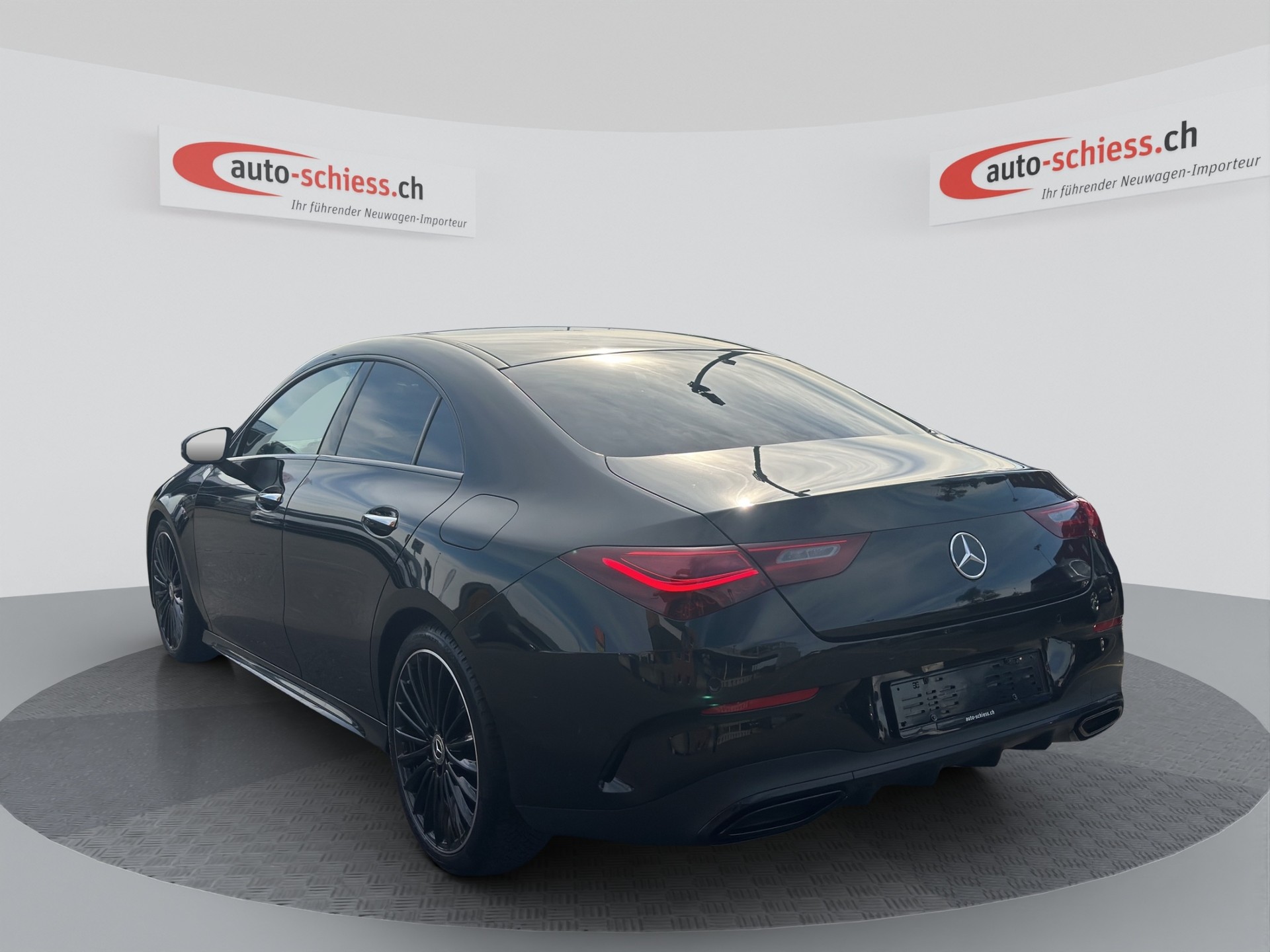 MERCEDES-BENZ CLA 200 d 8G-DCT AMG Edition Night-image-2