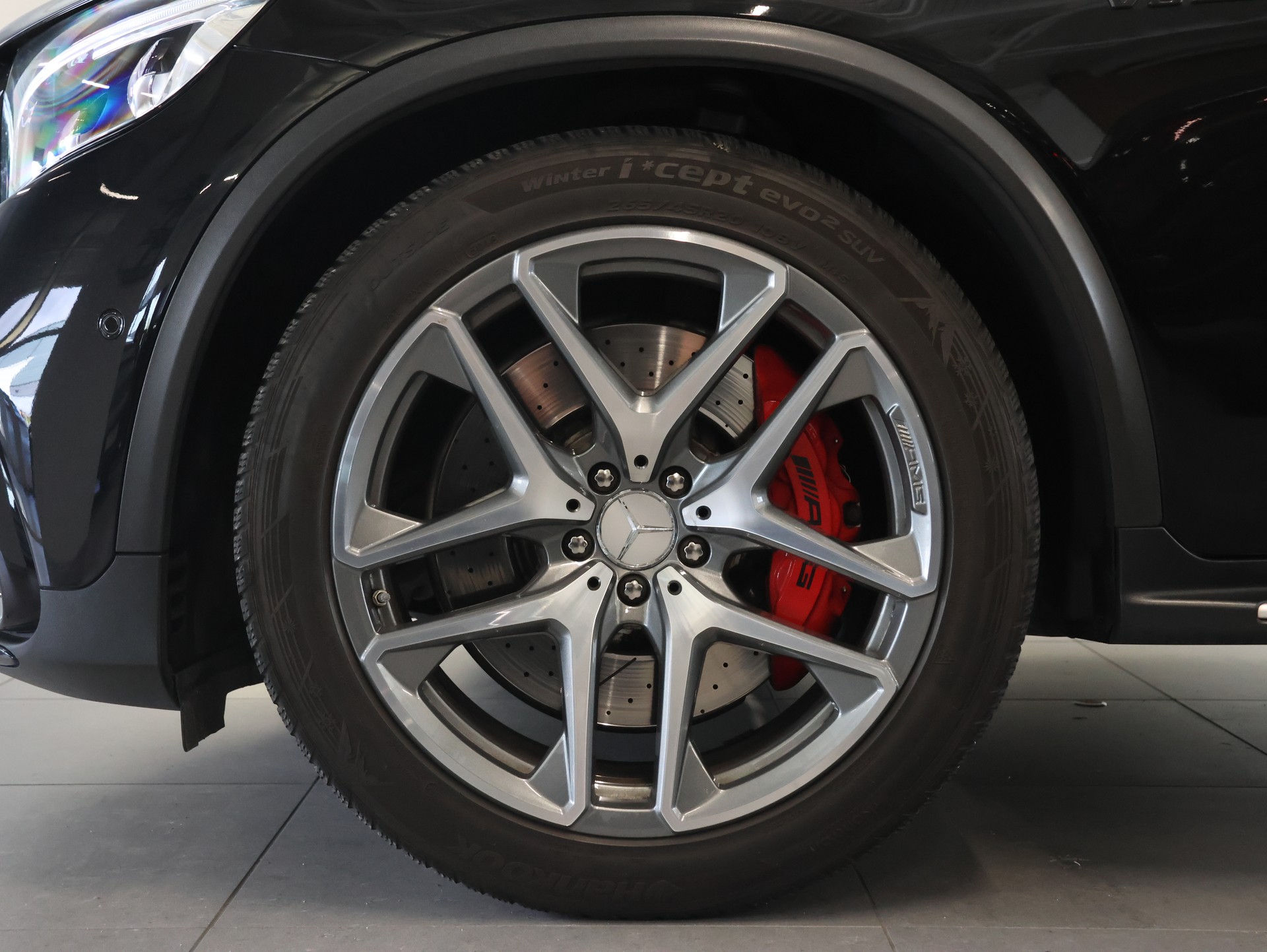 MERCEDES-BENZ GLC 63 S AMG 4Matic+ 9G-Tronic *Panoramadach* *360 Kamera*-image-11