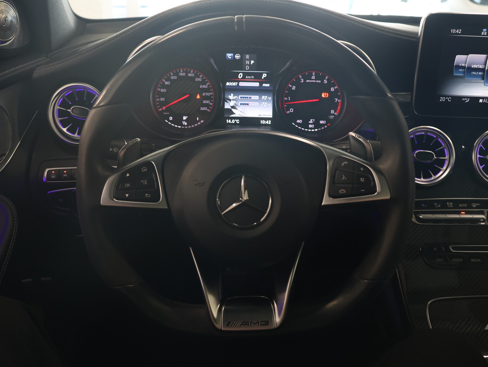 MERCEDES-BENZ GLC 63 S AMG 4Matic+ 9G-Tronic *Panoramadach* *360 Kamera*-image-19