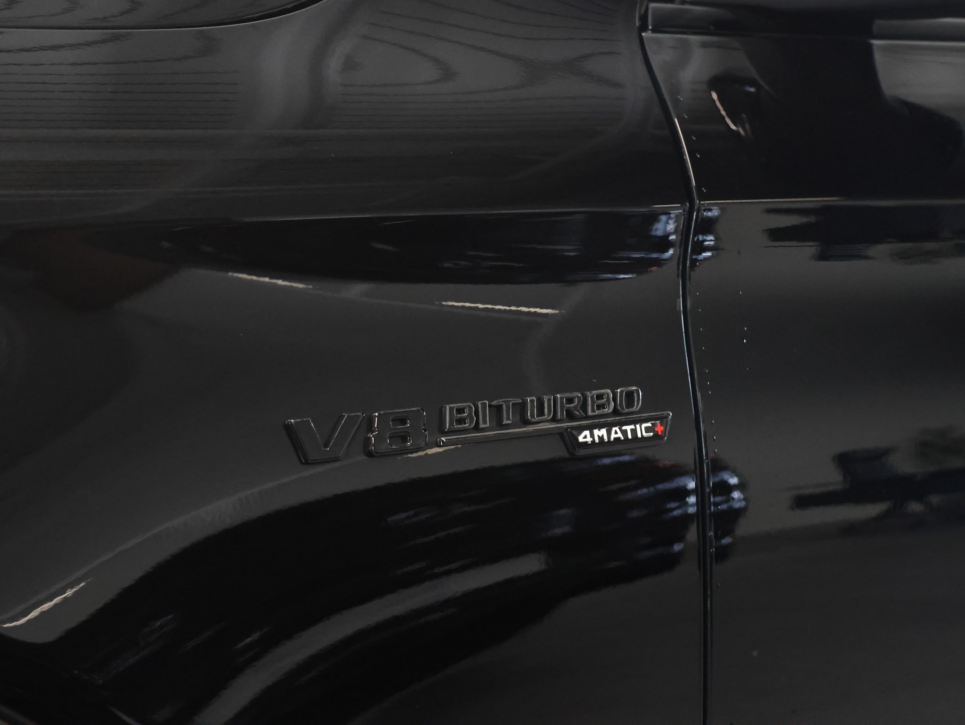 MERCEDES-BENZ GLC 63 S AMG 4Matic+ 9G-Tronic *Panoramadach* *360 Kamera*-image-13
