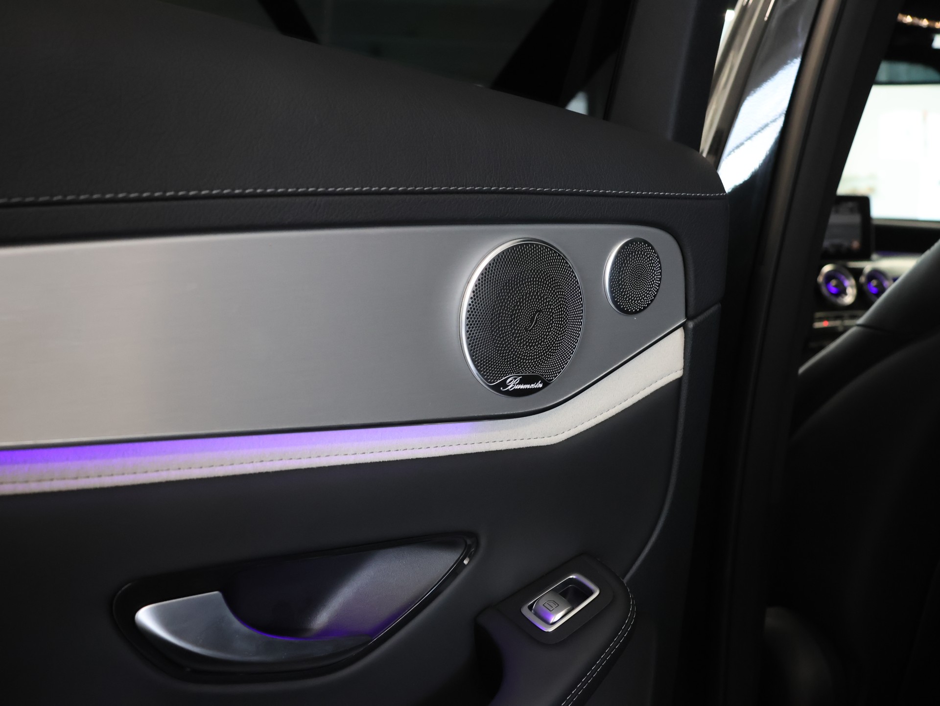 MERCEDES-BENZ GLC 63 S AMG 4Matic+ 9G-Tronic *Panoramadach* *360 Kamera*-image-44