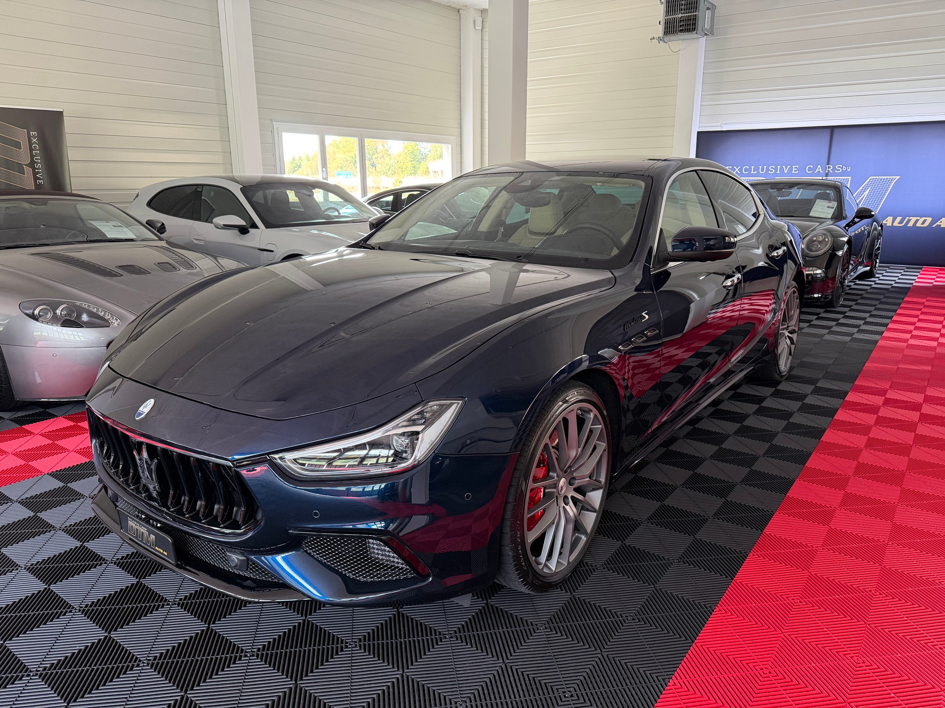 MASERATI Ghibli S Q4 3.0 Modena-image-0