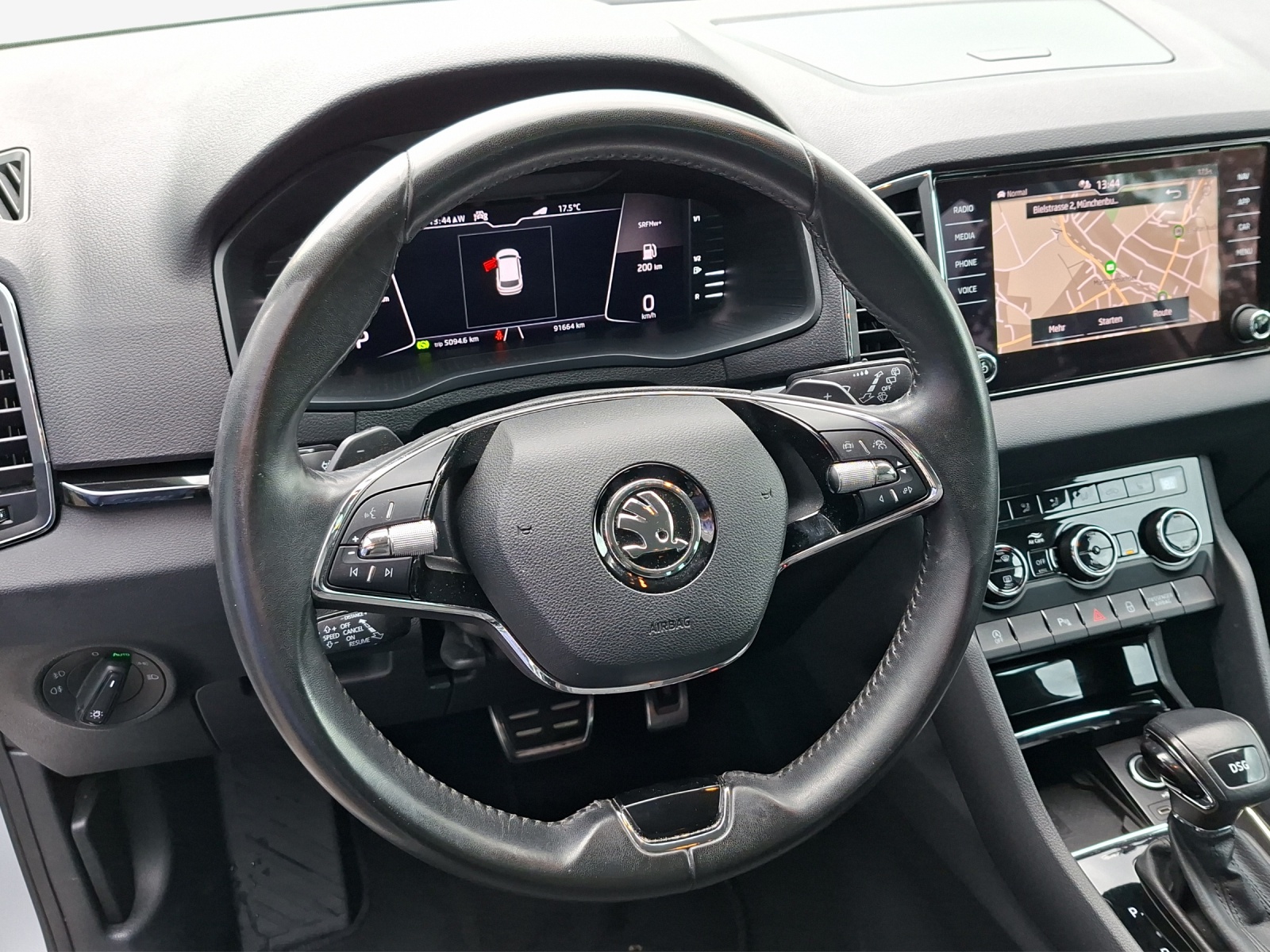 SKODA Karoq 1.5 TSI ACT Clever DSG-image-9