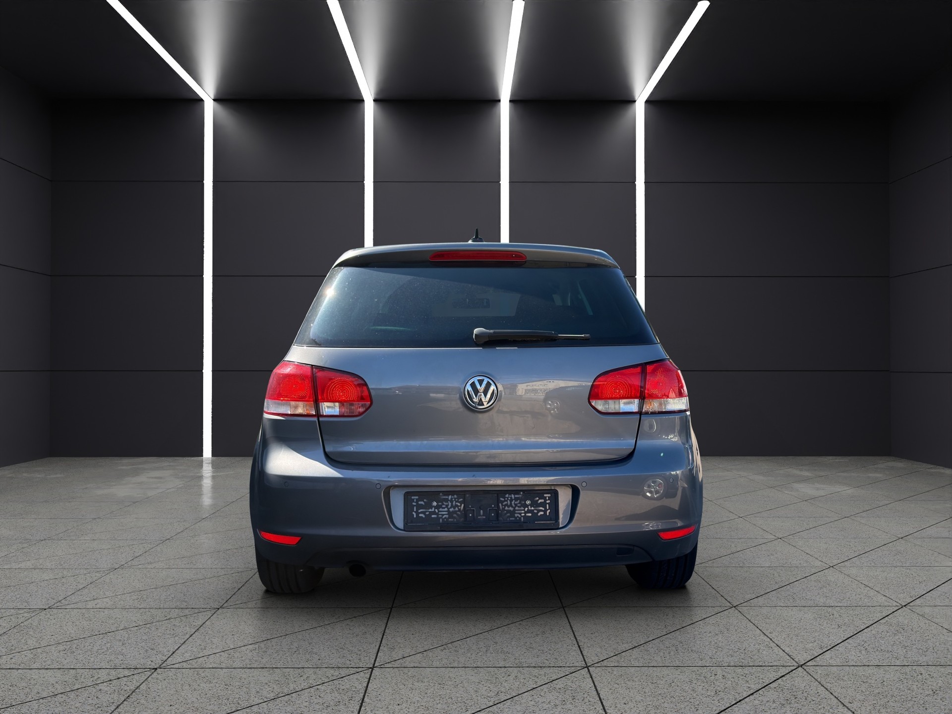 VW Golf 1.2 TSI BlueMotion Technology Trendline-image-2