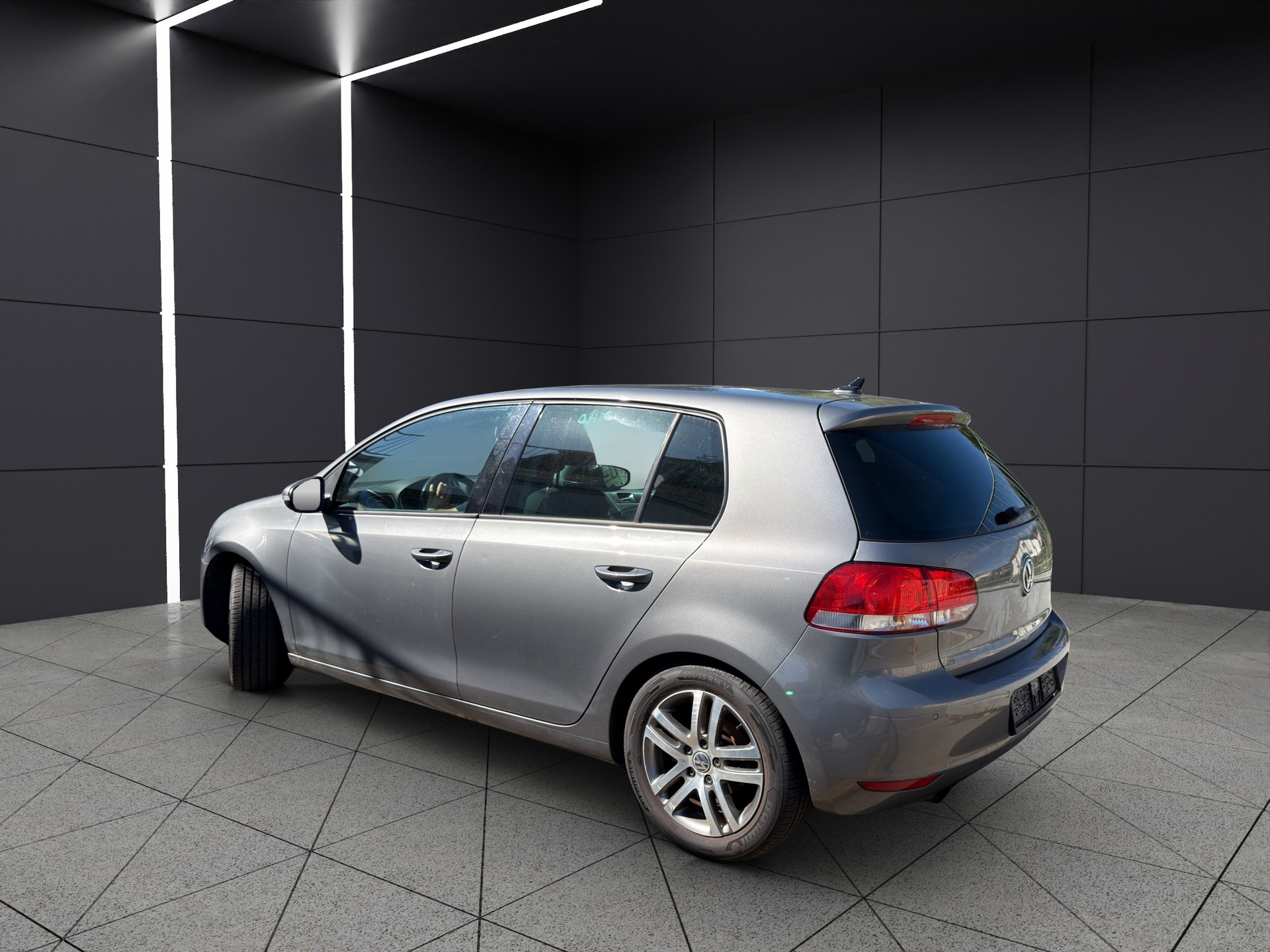 VW Golf 1.2 TSI BlueMotion Technology Trendline-image-3