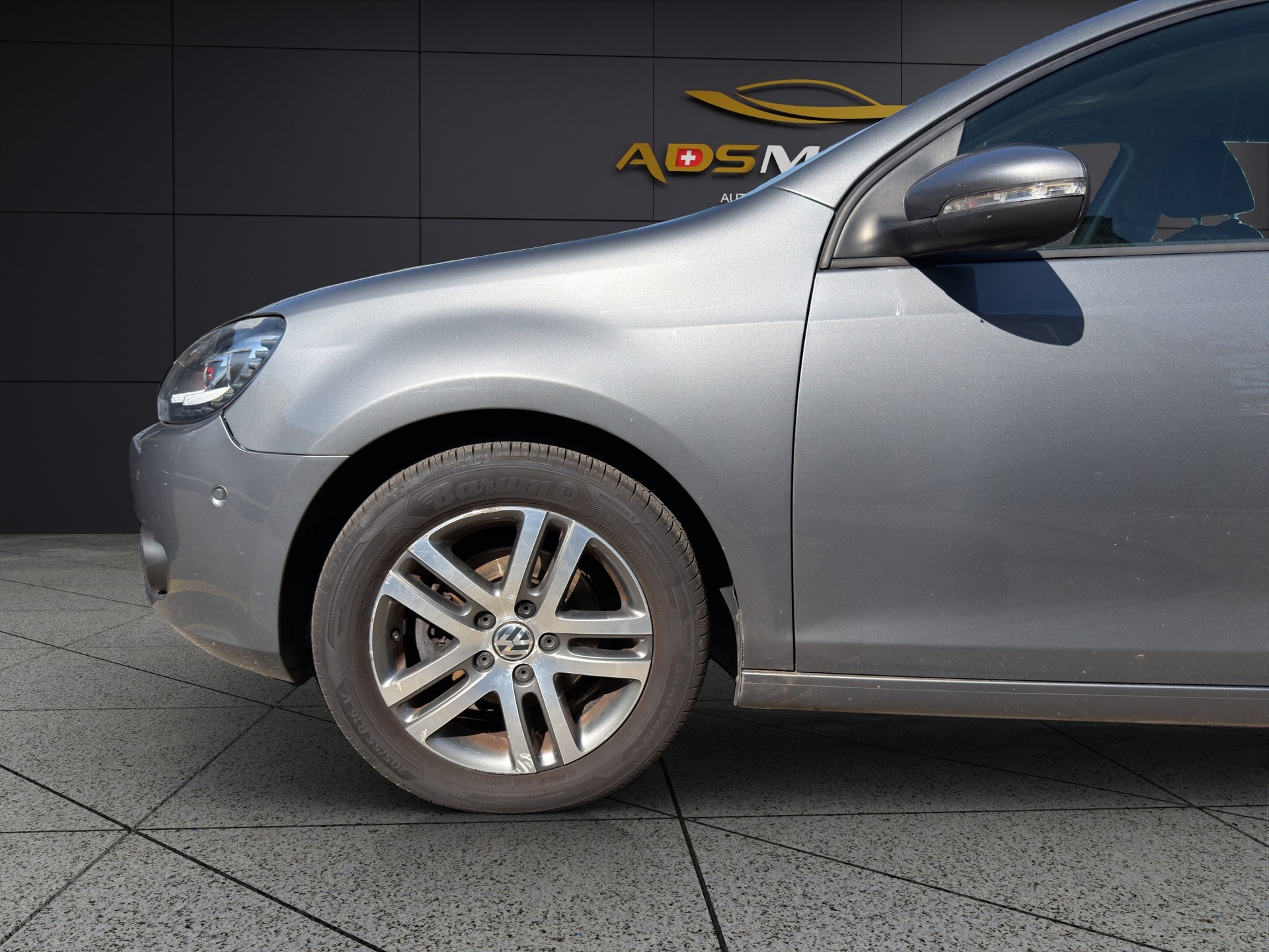 VW Golf 1.2 TSI BlueMotion Technology Trendline-image-9