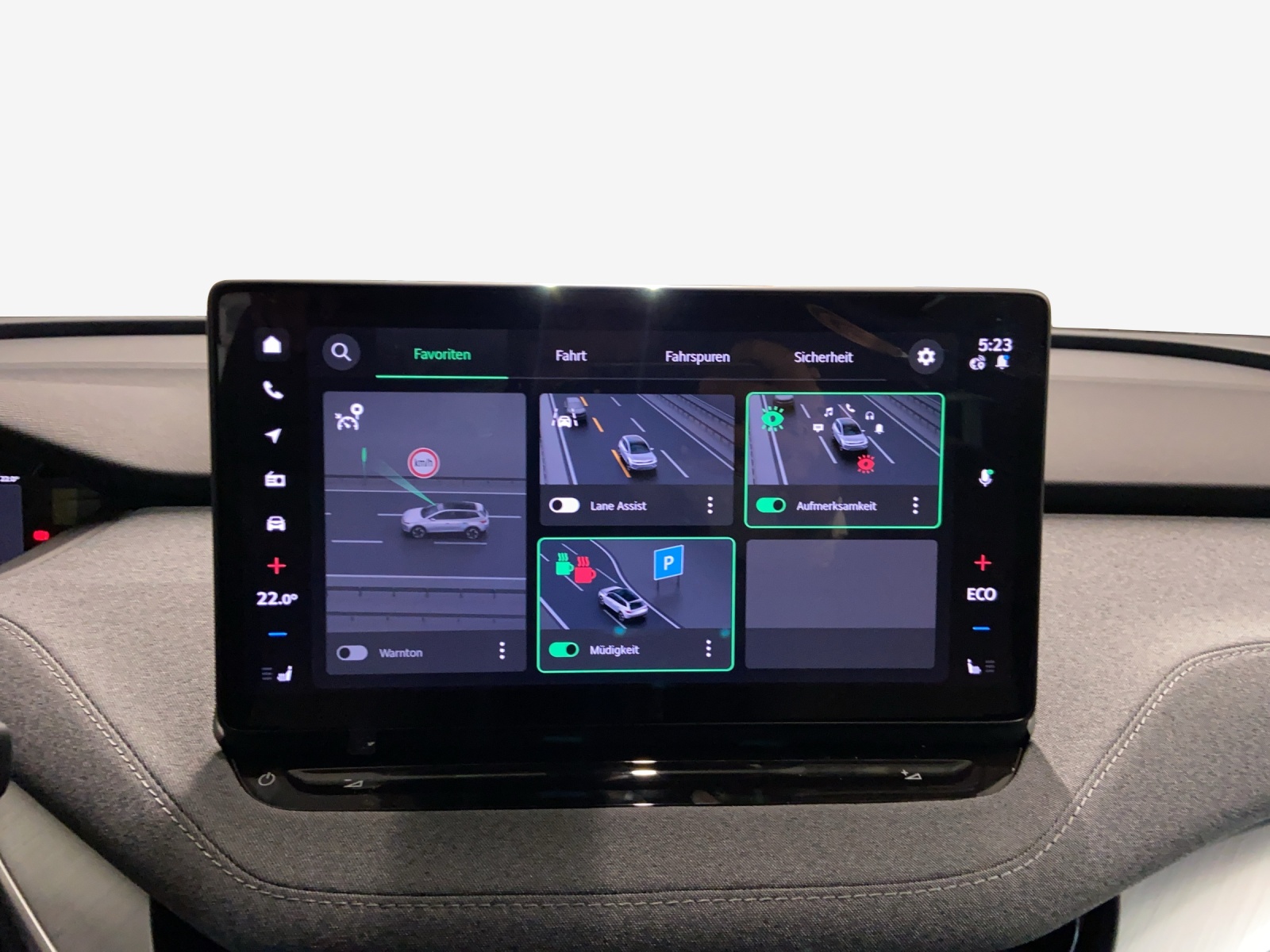 SKODA Enyaq 85x Dynamic 4x4-image-10