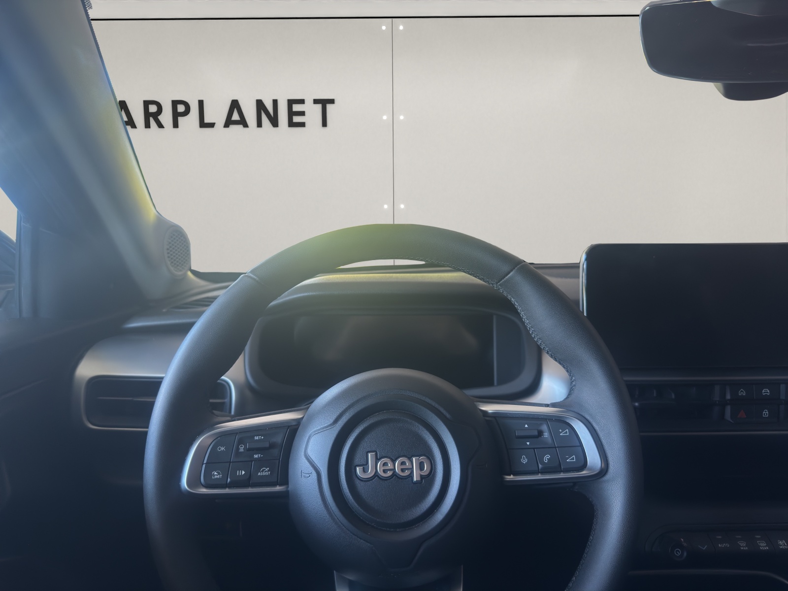 JEEP Avenger Altitude-image-8