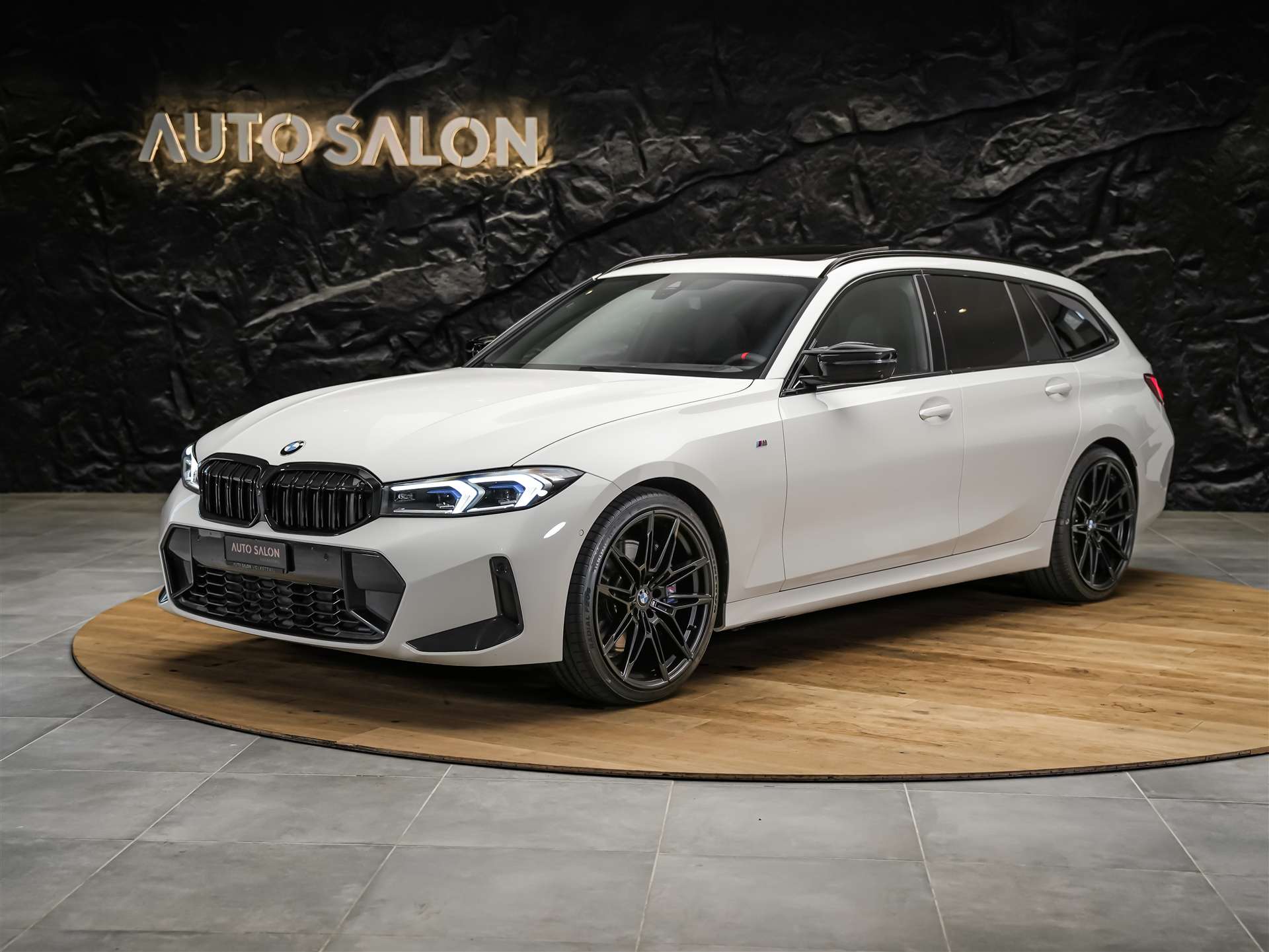 BMW M340i xDrive Touring Steptronic *Facelift 2025*20" Felgen*Panorama*360° Kamera*-showroom-element-1