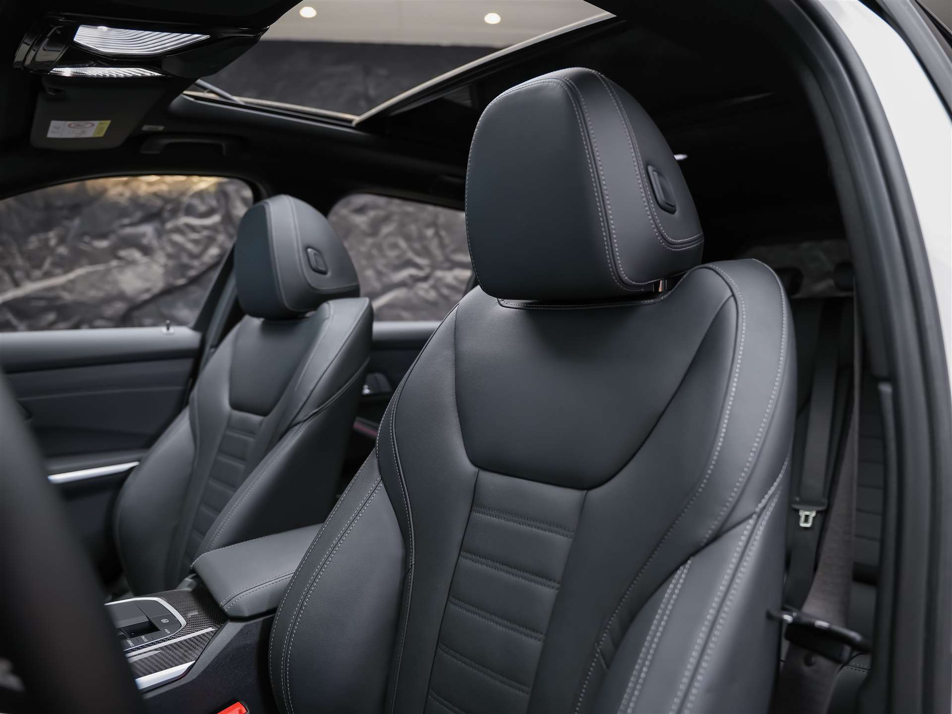 BMW M340i xDrive Touring Steptronic *Facelift 2025*20" Felgen*Panorama*360° Kamera*-image-9