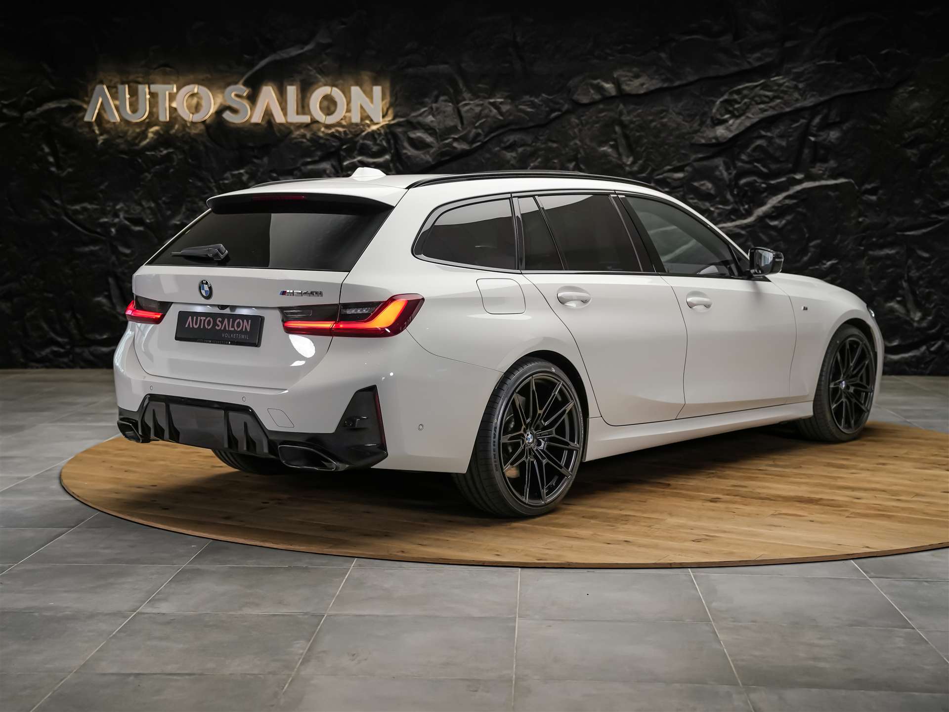 BMW M340i xDrive Touring Steptronic *Facelift 2025*20" Felgen*Panorama*360° Kamera*-image-4
