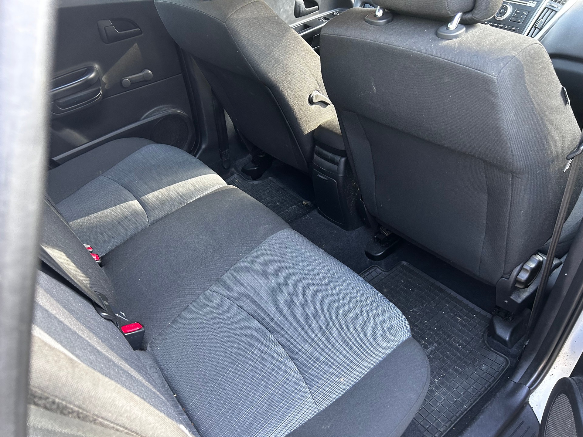 KIA Cee'd 1.6 16V Trend-image-6