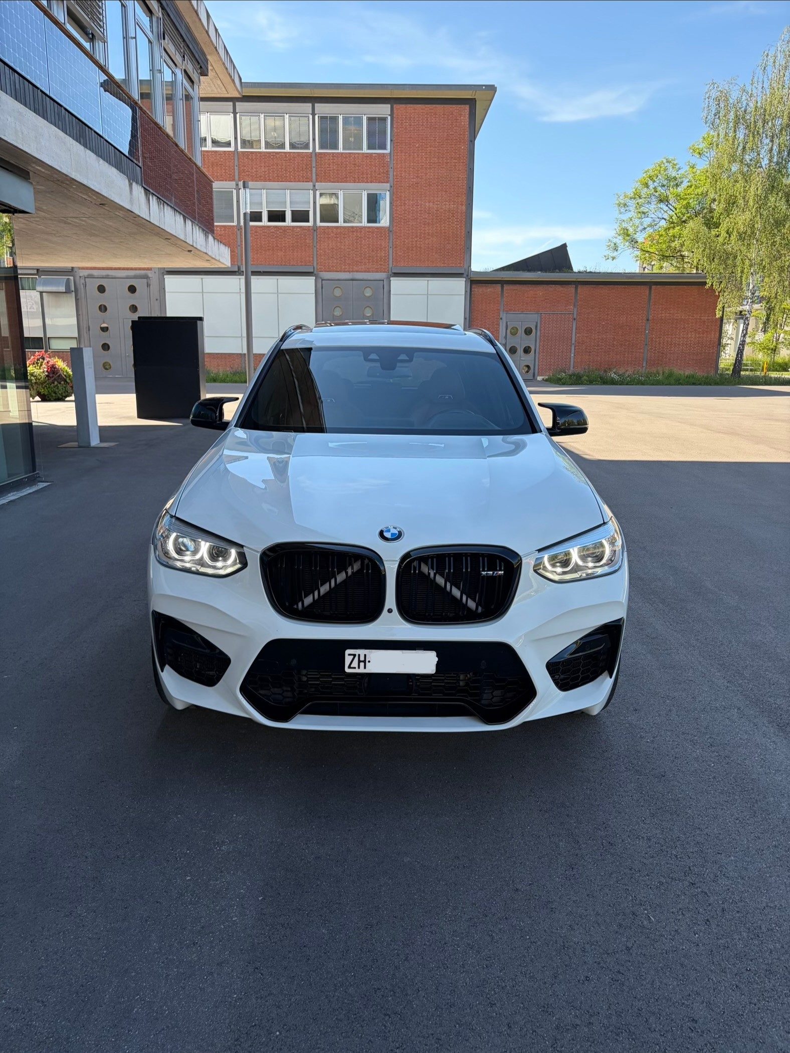 BMW M Competition-image-1