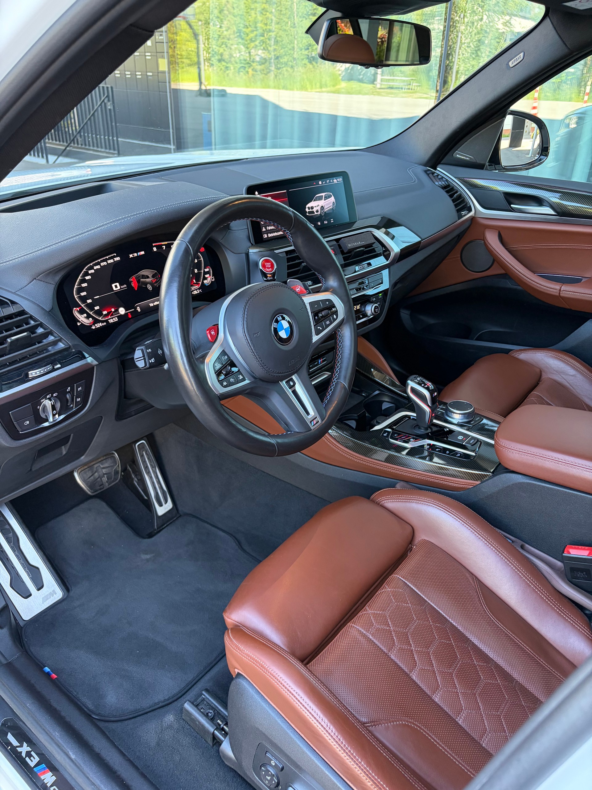 BMW M Competition-image-12