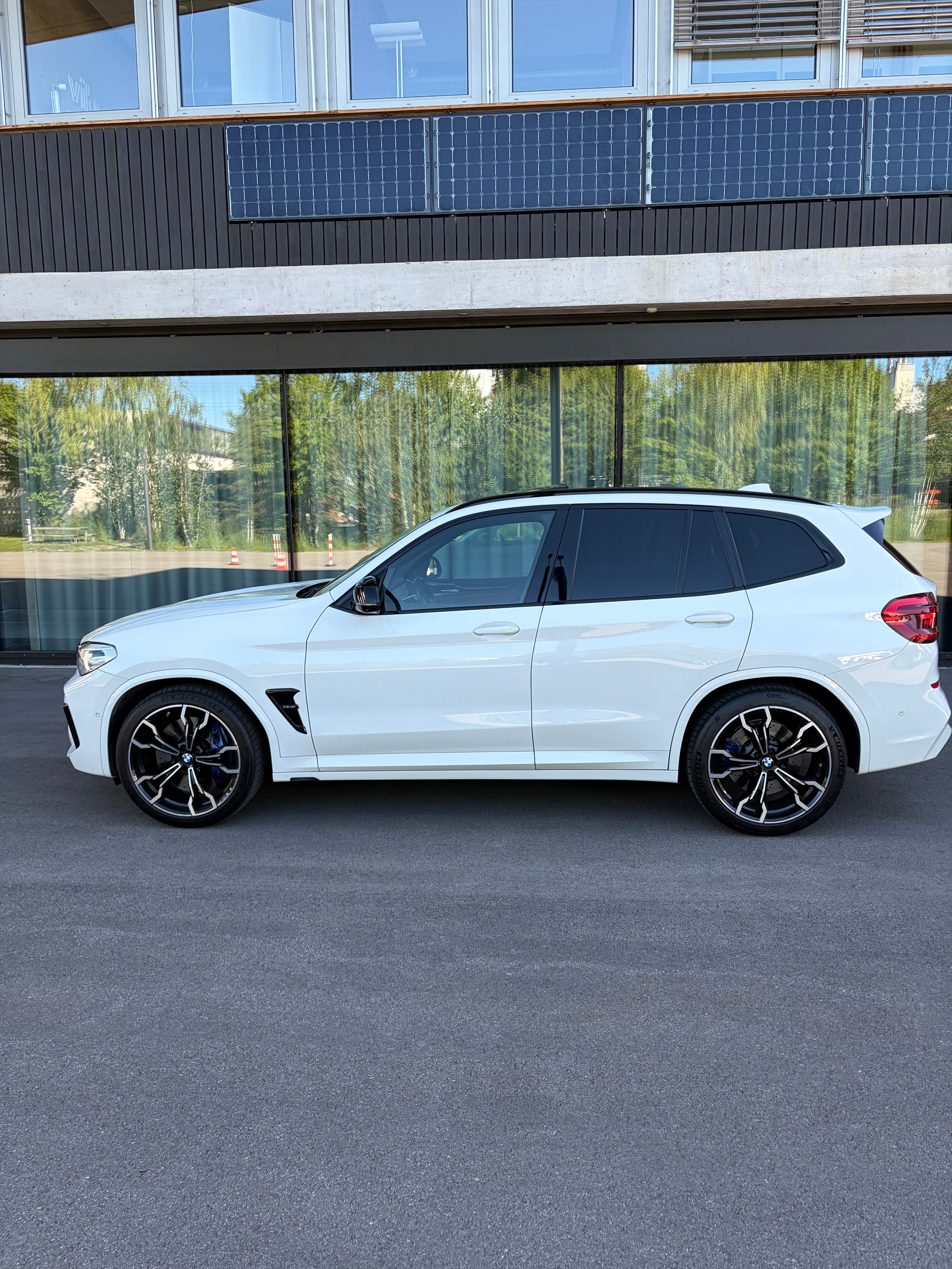 BMW M Competition-image-6