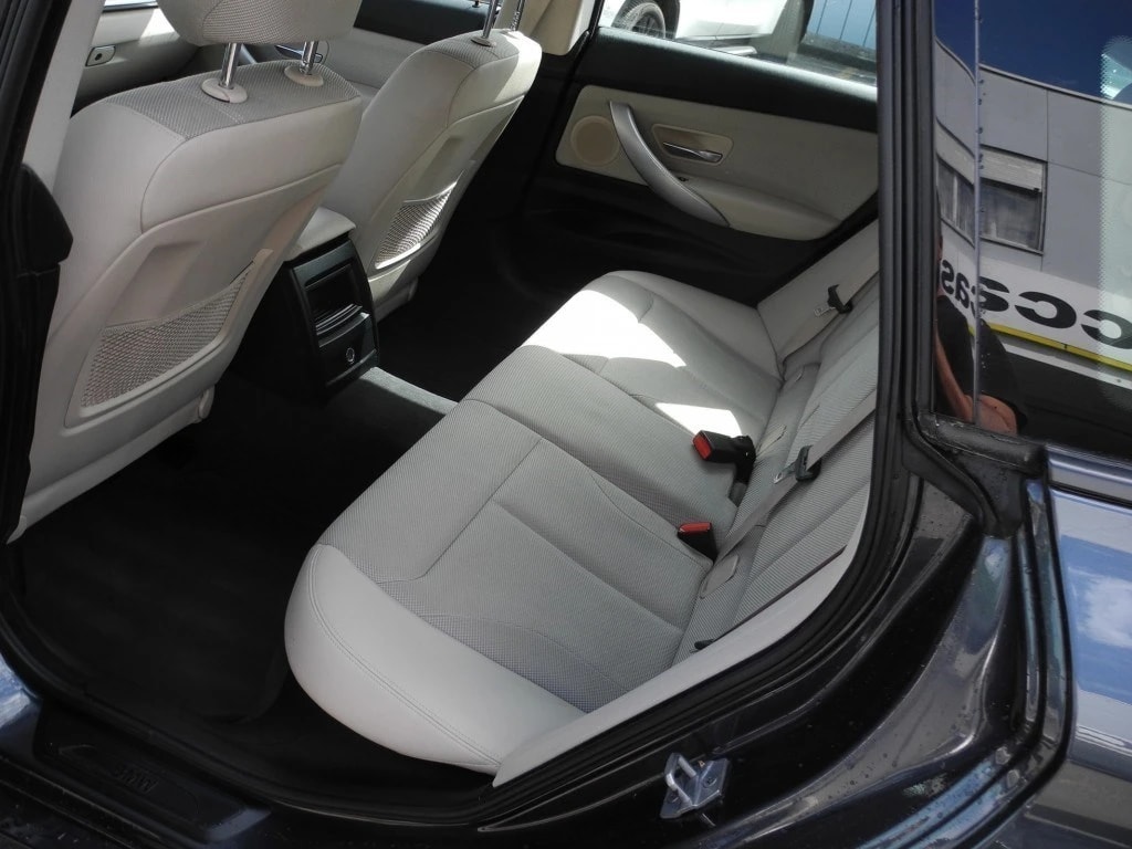 BMW 320d GT xDrive Steptronic ** Alcantara-/Leder ** Grosses Navigation ** Rückfahrkamera** PDC **-image-10