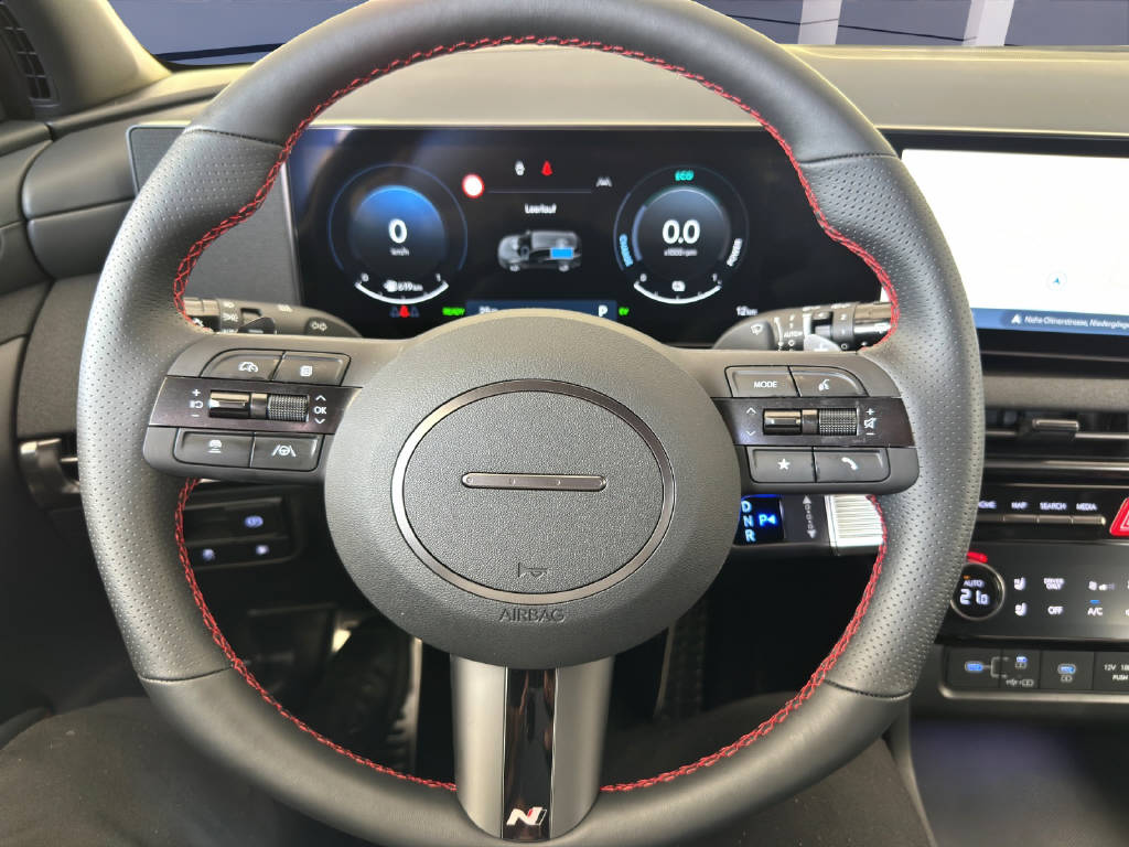 HYUNDAI TUCSON 1.6 T-GDi PHEV N-Line Lux 4WD-image-13