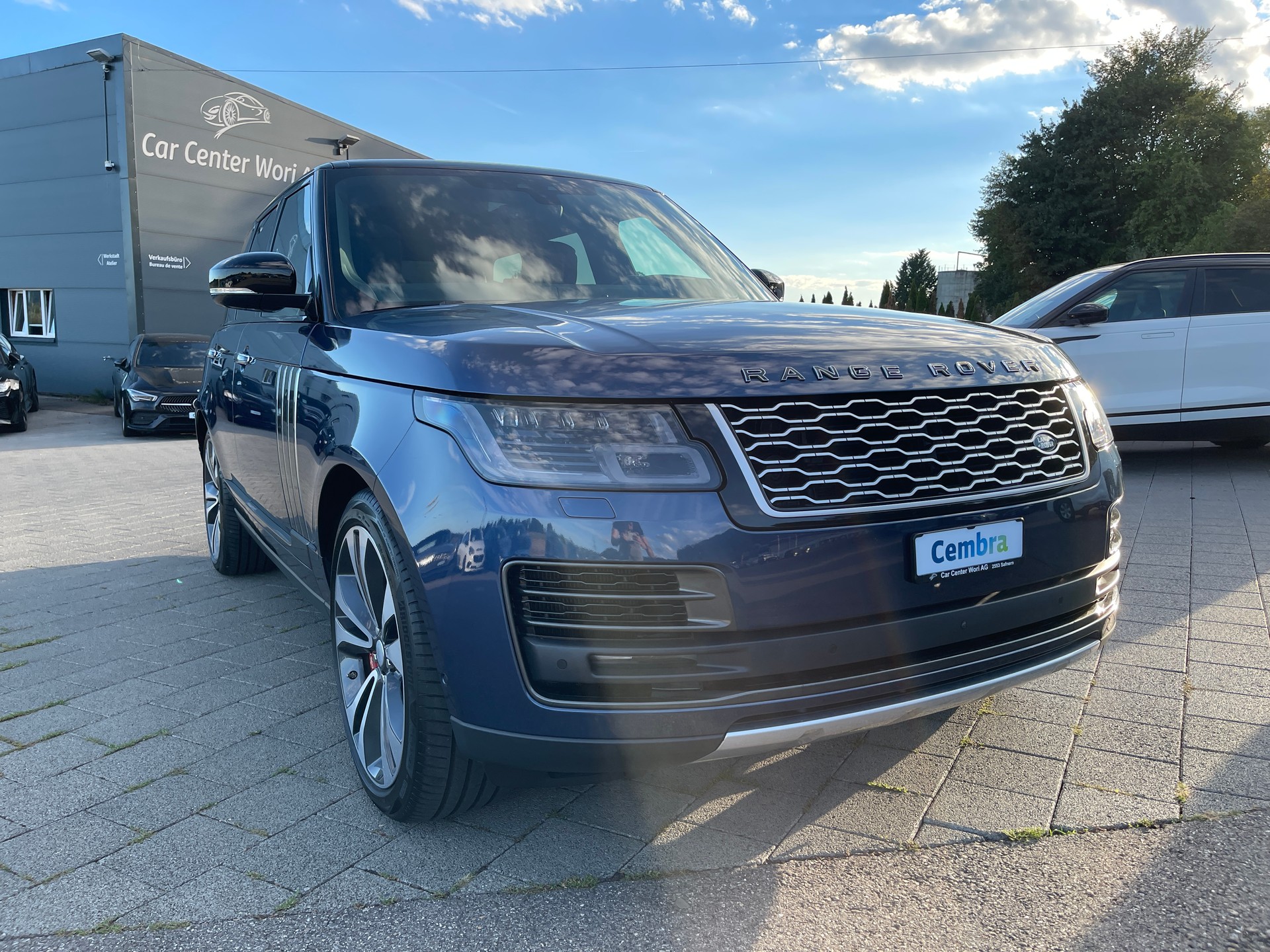 LAND ROVER Range Rover 5.0 V8 S/C SV AB Automatic-image-4