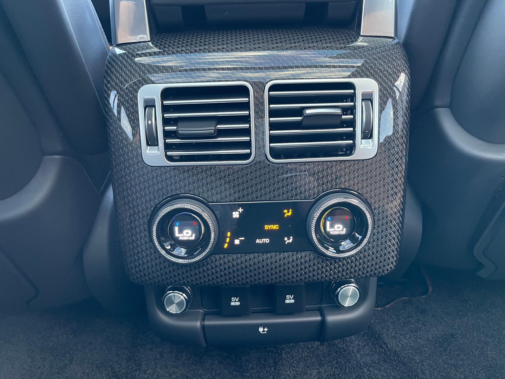 LAND ROVER Range Rover 5.0 V8 S/C SV AB Automatic-image-14