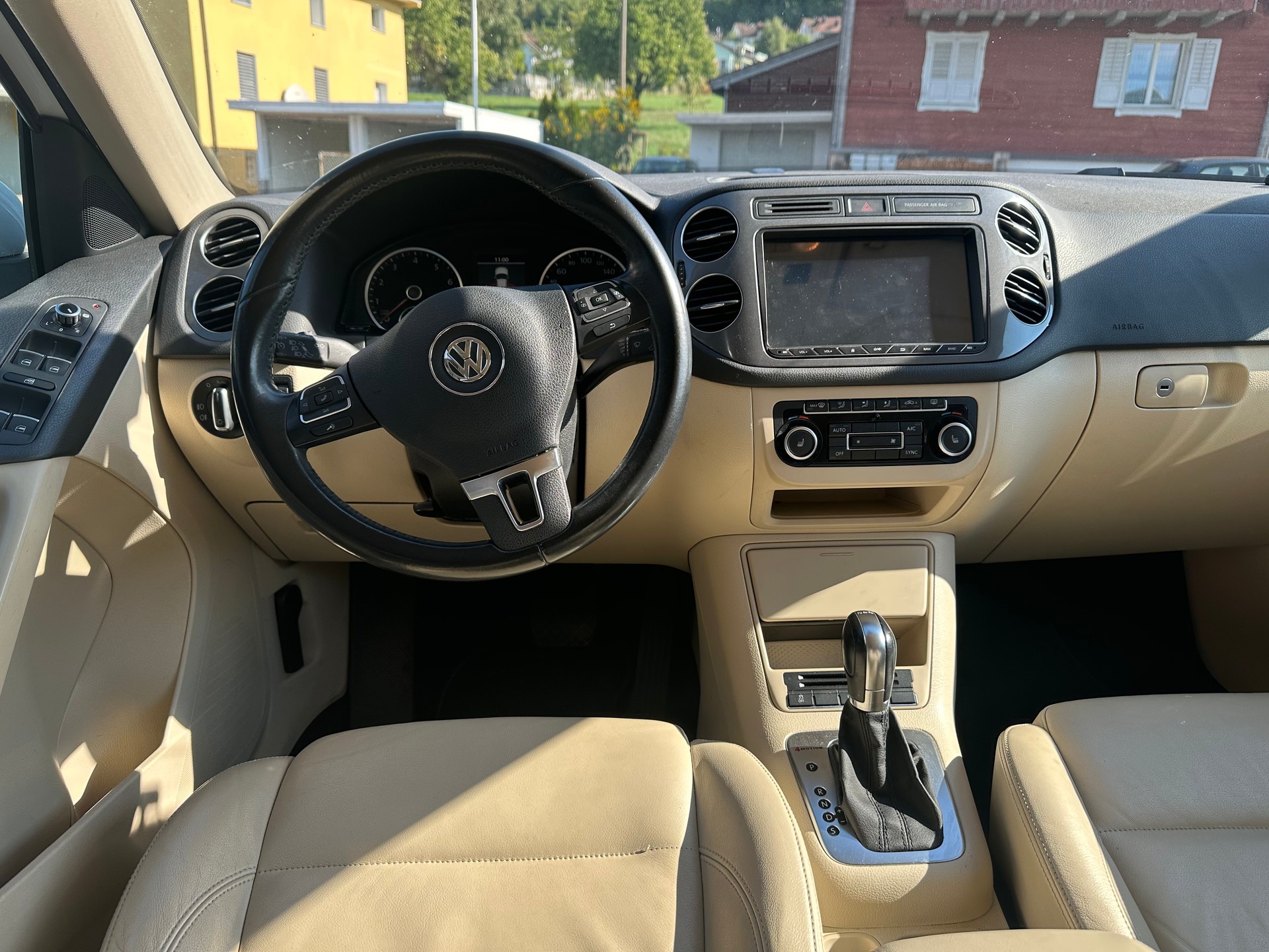 VW Tiguan 2.0 TSI Sport&Style 4Motion DSG-image-8