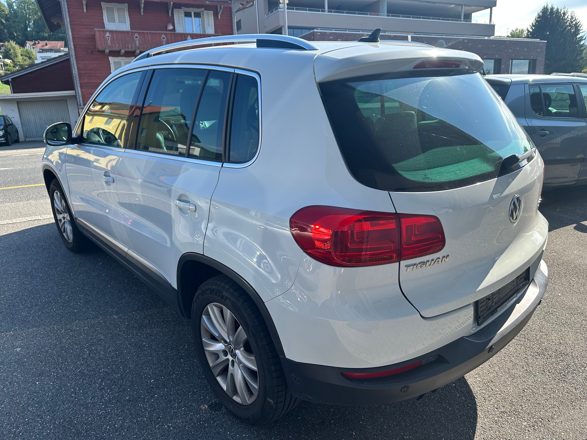 VW Tiguan 2.0 TSI Sport&Style 4Motion DSG-image-5