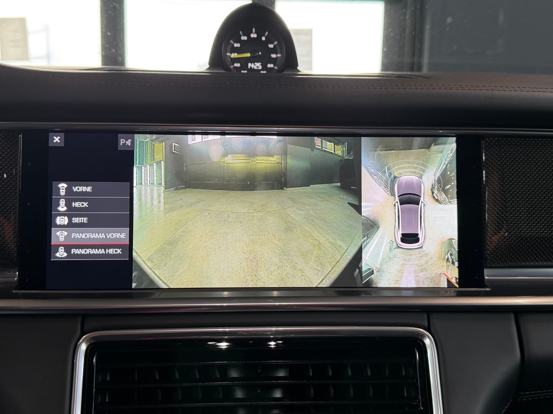 PORSCHE Panamera 4 E-Hybrid Sport Turismo PDK-image-19