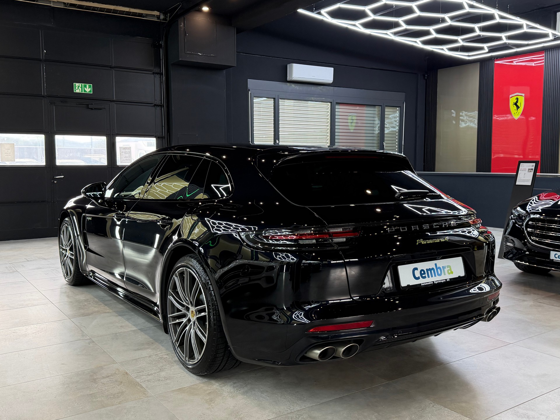 PORSCHE Panamera 4 E-Hybrid Sport Turismo PDK-image-6